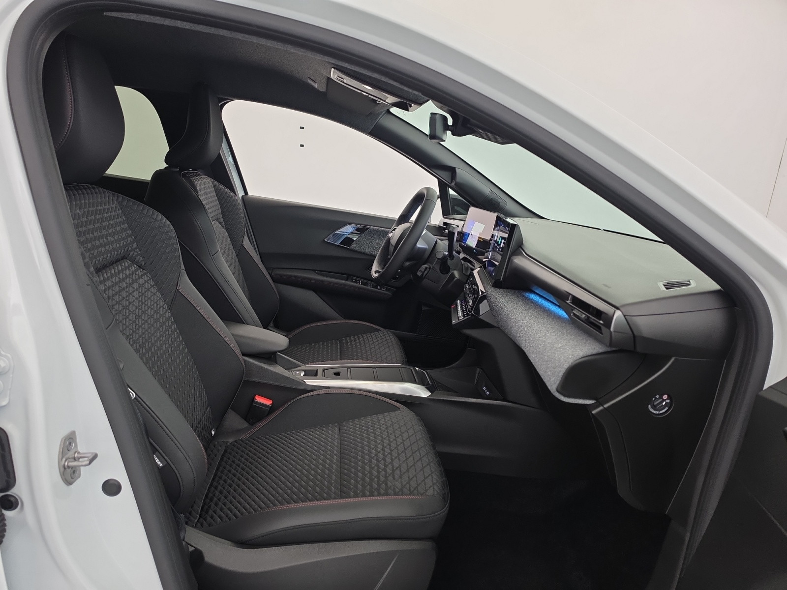 Vente en ligne Renault Clio 6 Clio E-Tech full hybrid 160 ch au prix de 25 990 €