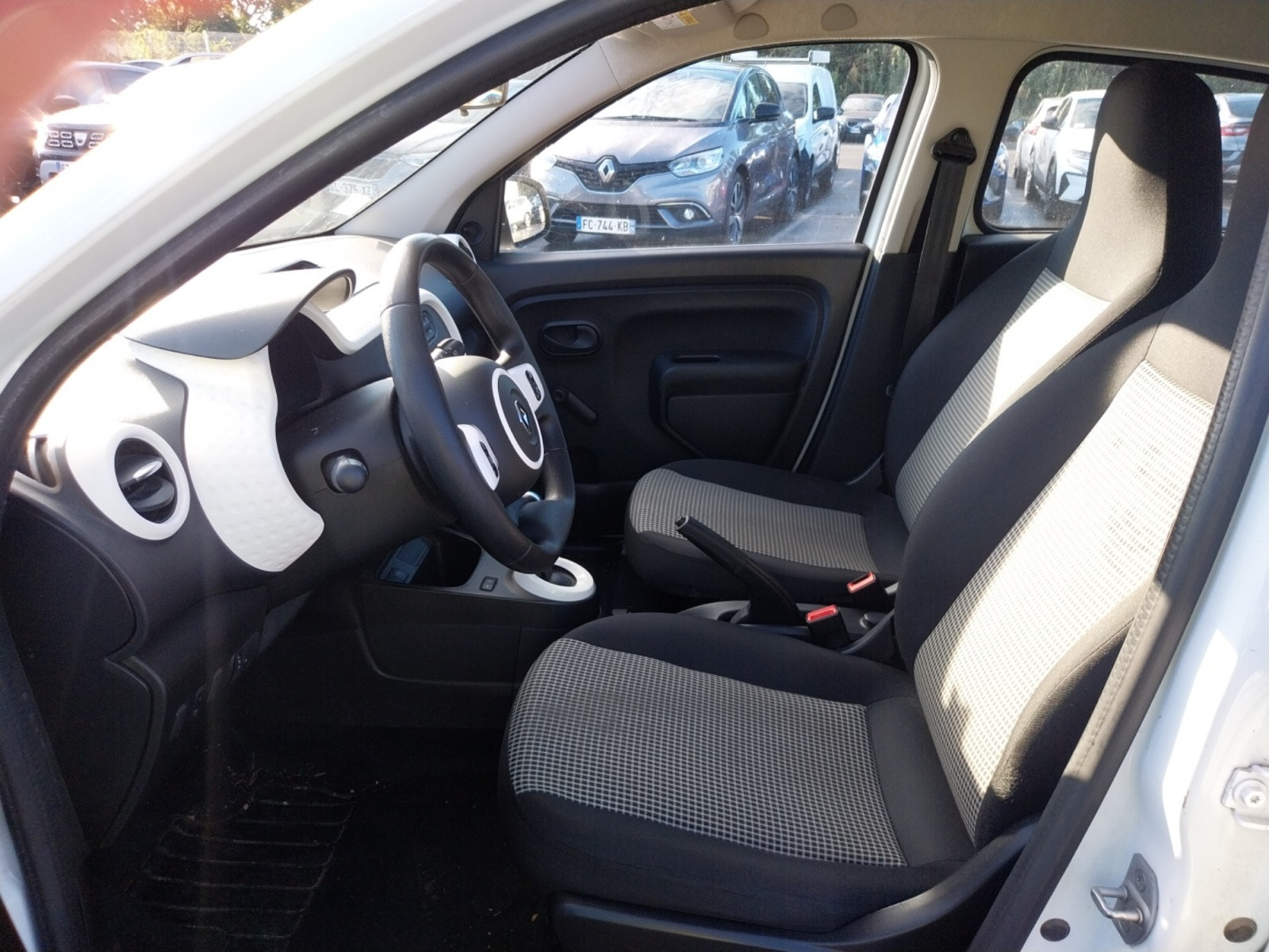 Vente en ligne Renault Twingo Electrique Twingo III Achat Intégral au prix de 11 490 €