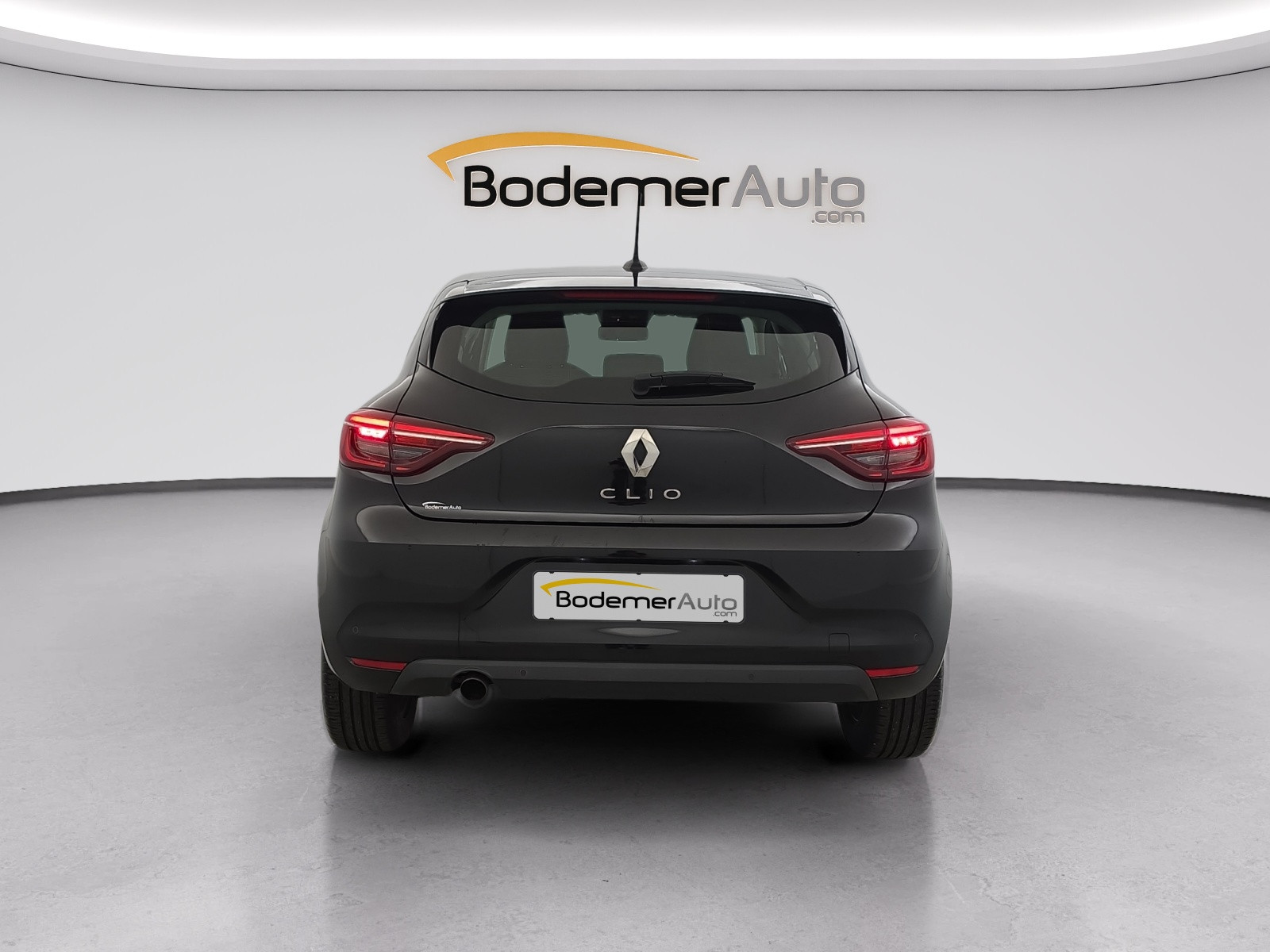 Vente en ligne Renault Clio 5 Clio Blue dCi 100 - 21N au prix de 12 990 €