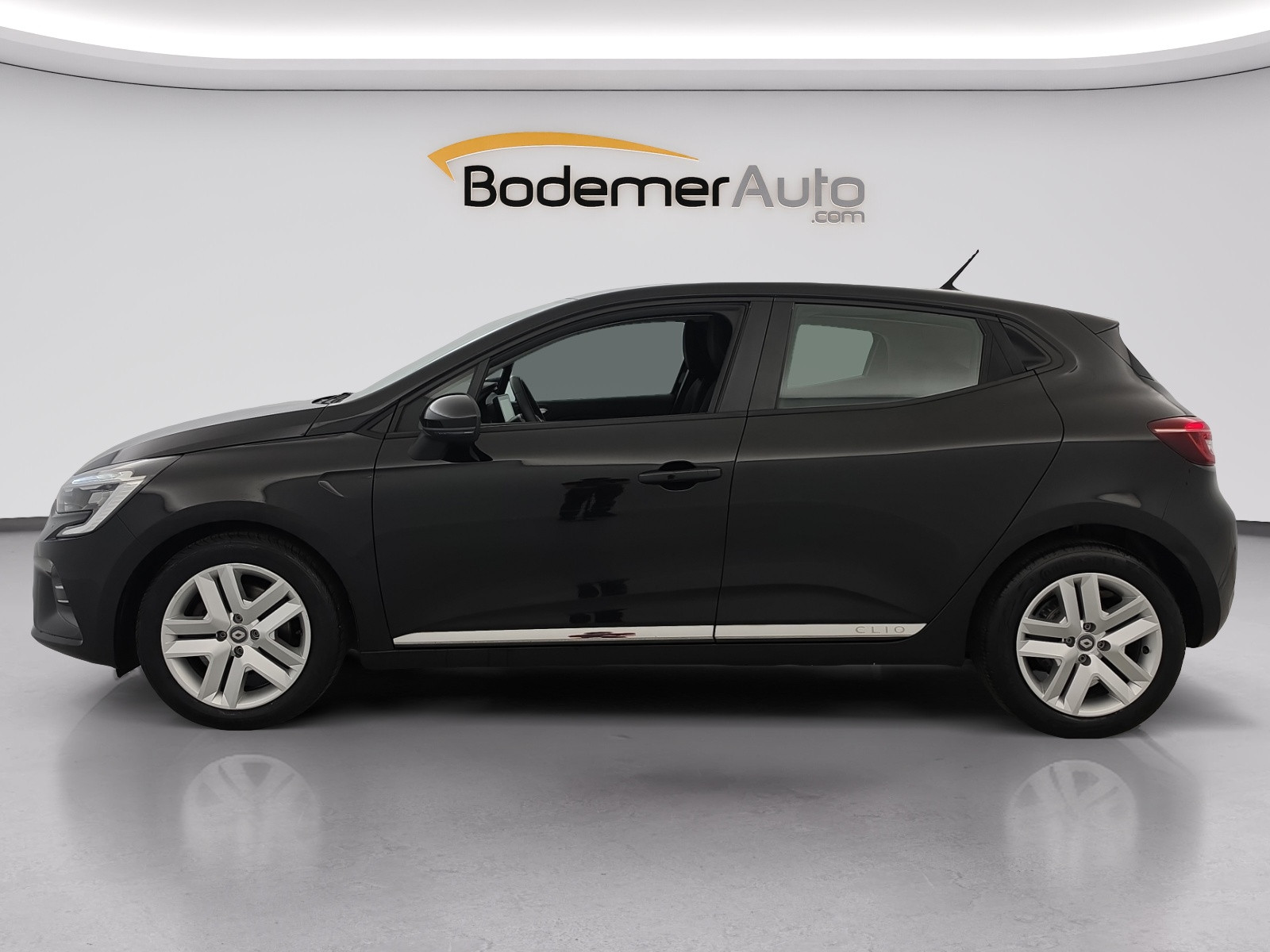 Vente en ligne Renault Clio 5 Clio Blue dCi 100 - 21N au prix de 12 990 €