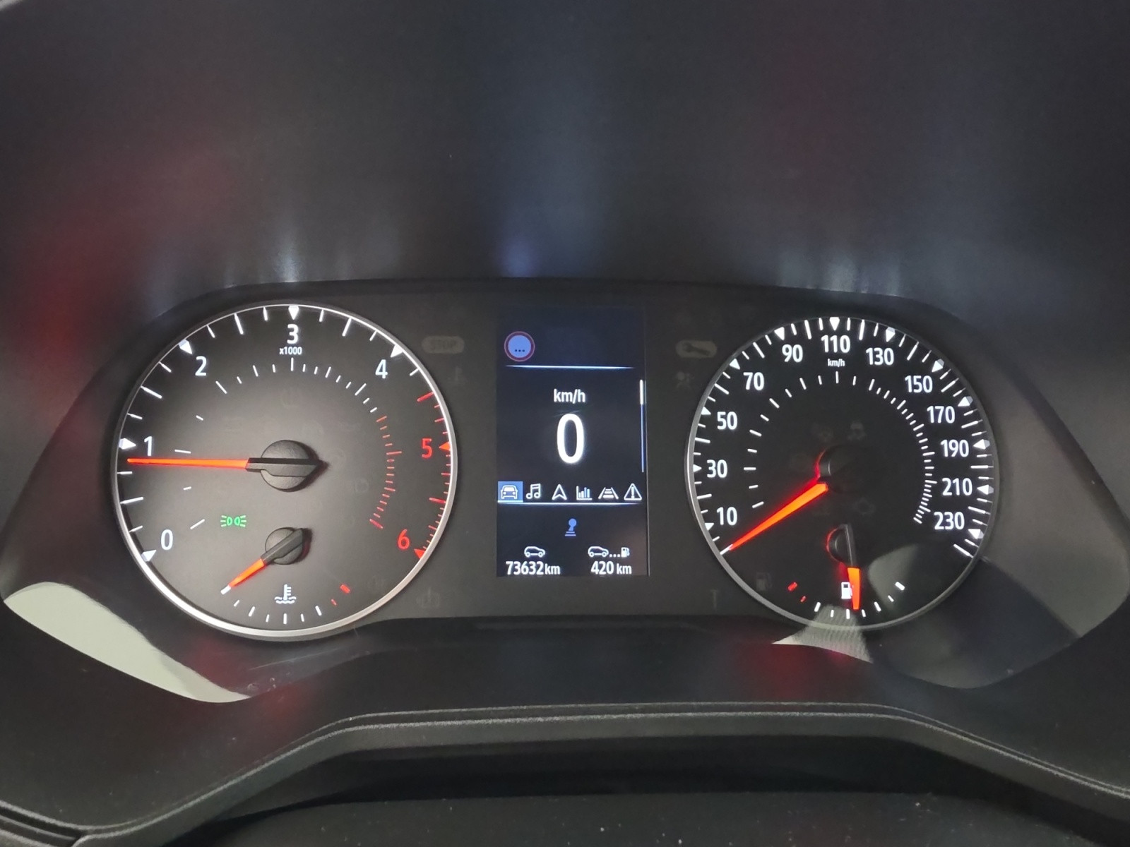 Vente en ligne Renault Clio 5 Clio Blue dCi 100 - 21N au prix de 12 990 €