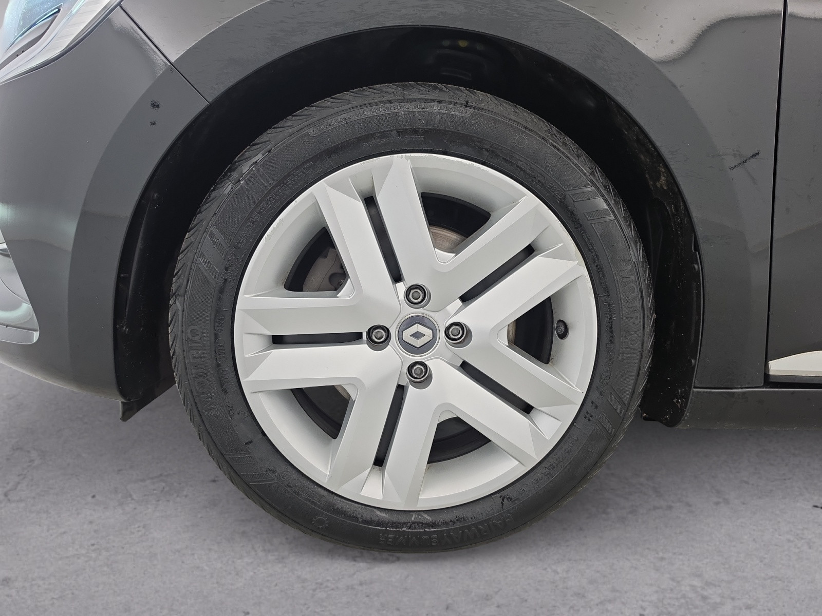 Vente en ligne Renault Clio 5 Clio Blue dCi 100 - 21N au prix de 12 990 €