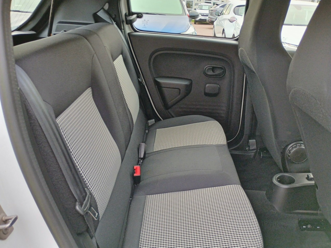 Vente en ligne Renault Twingo Electrique Twingo III E-Tech au prix de 11 990 €