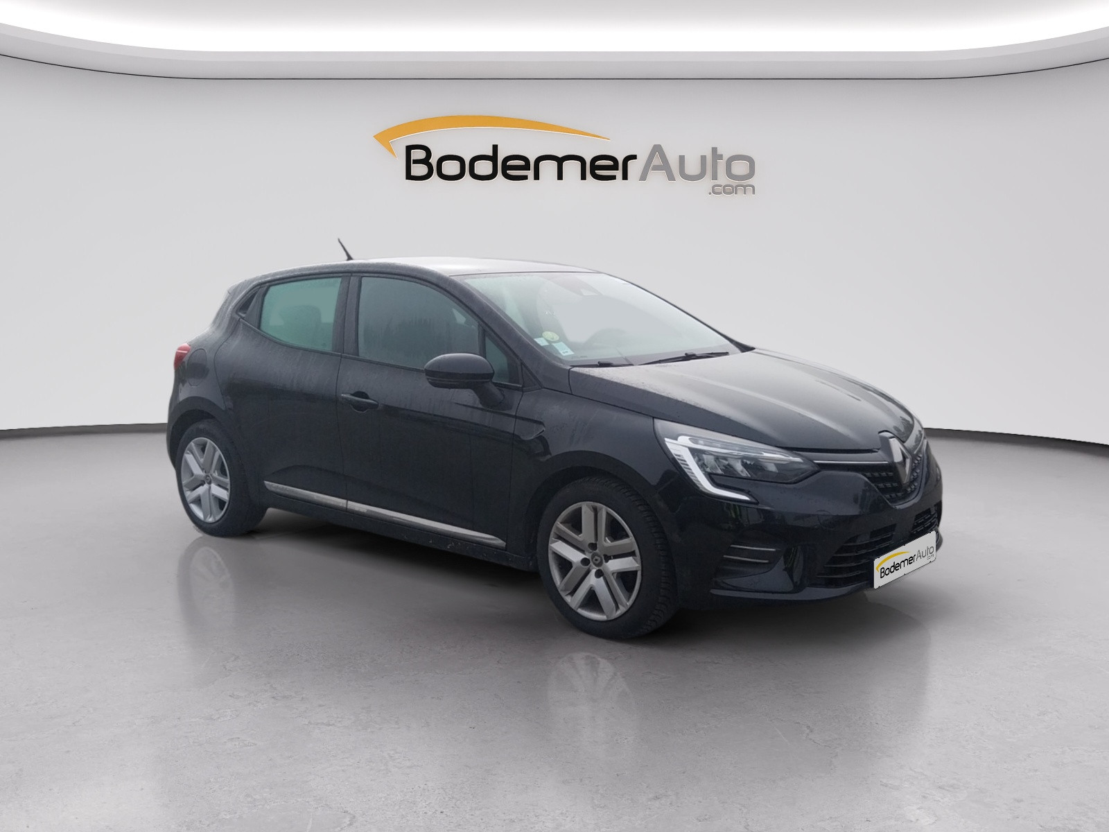 Vente en ligne Renault Clio 5 Clio Blue dCi 100 - 21N au prix de 12 990 €