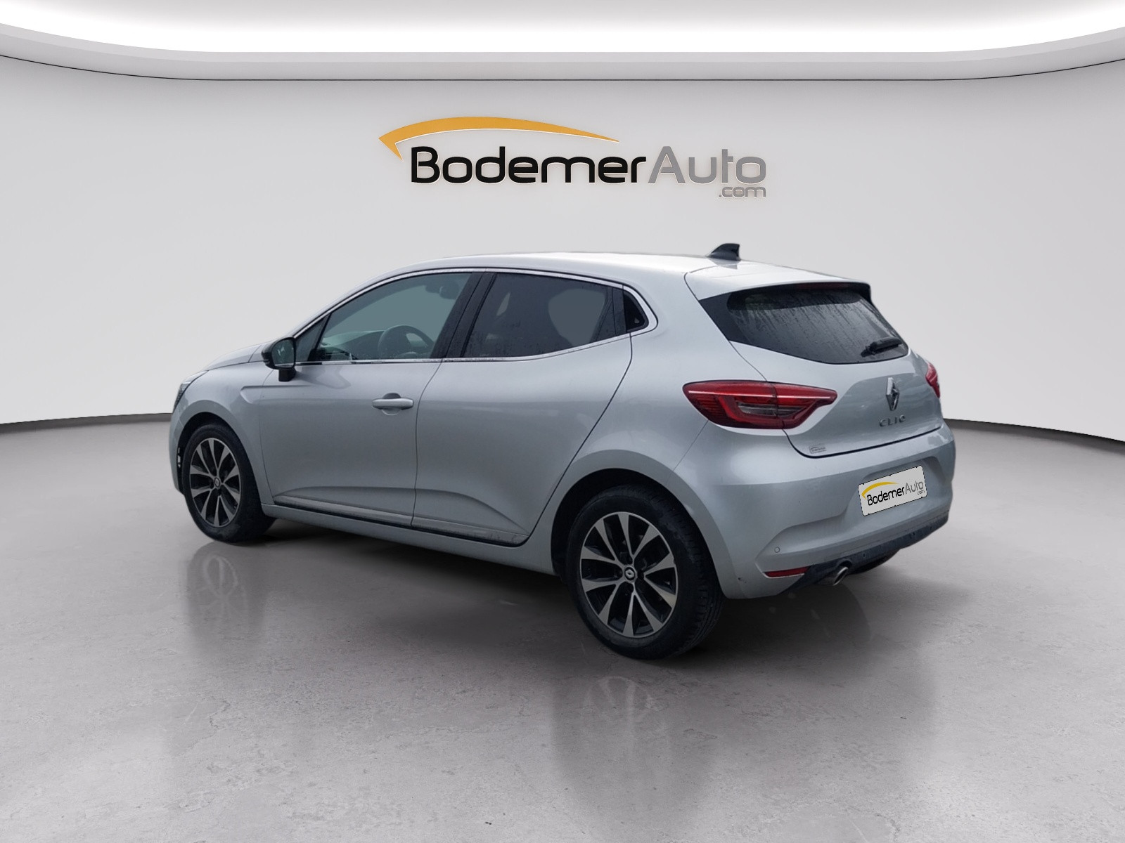 Vente en ligne Renault Clio 5 Clio TCe 90 au prix de 14 990 €