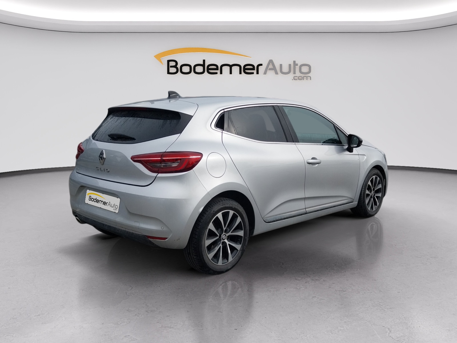 Vente en ligne Renault Clio 5 Clio TCe 90 au prix de 14 990 €