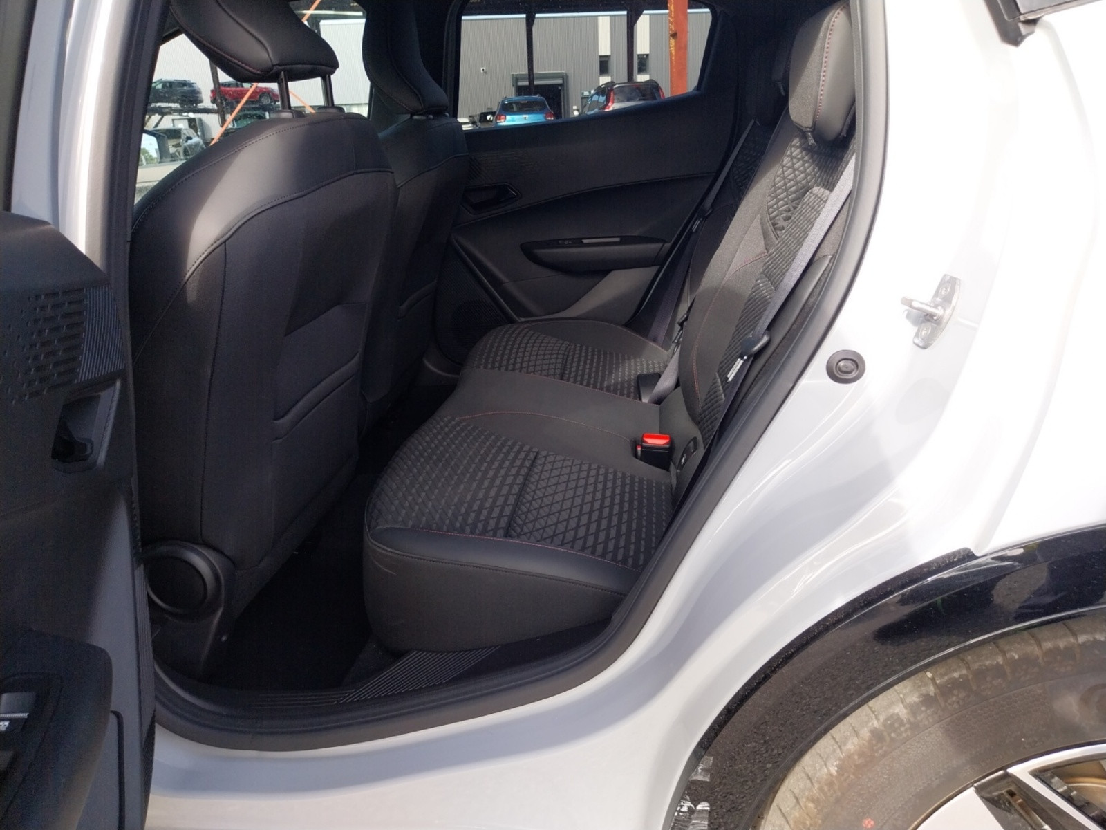 Vente en ligne Renault Clio 6 Clio TCe 115 ch au prix de 21 490 €
