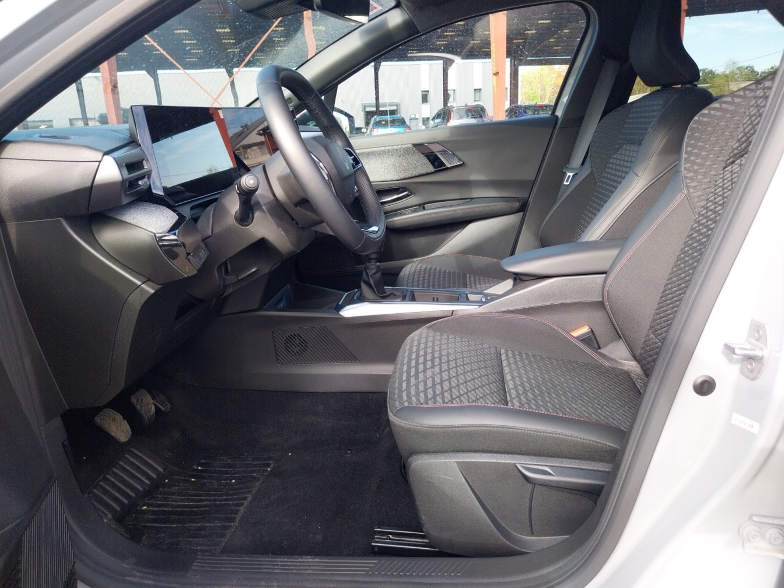 Vente en ligne Renault Clio 6 Clio TCe 115 ch au prix de 21 490 €