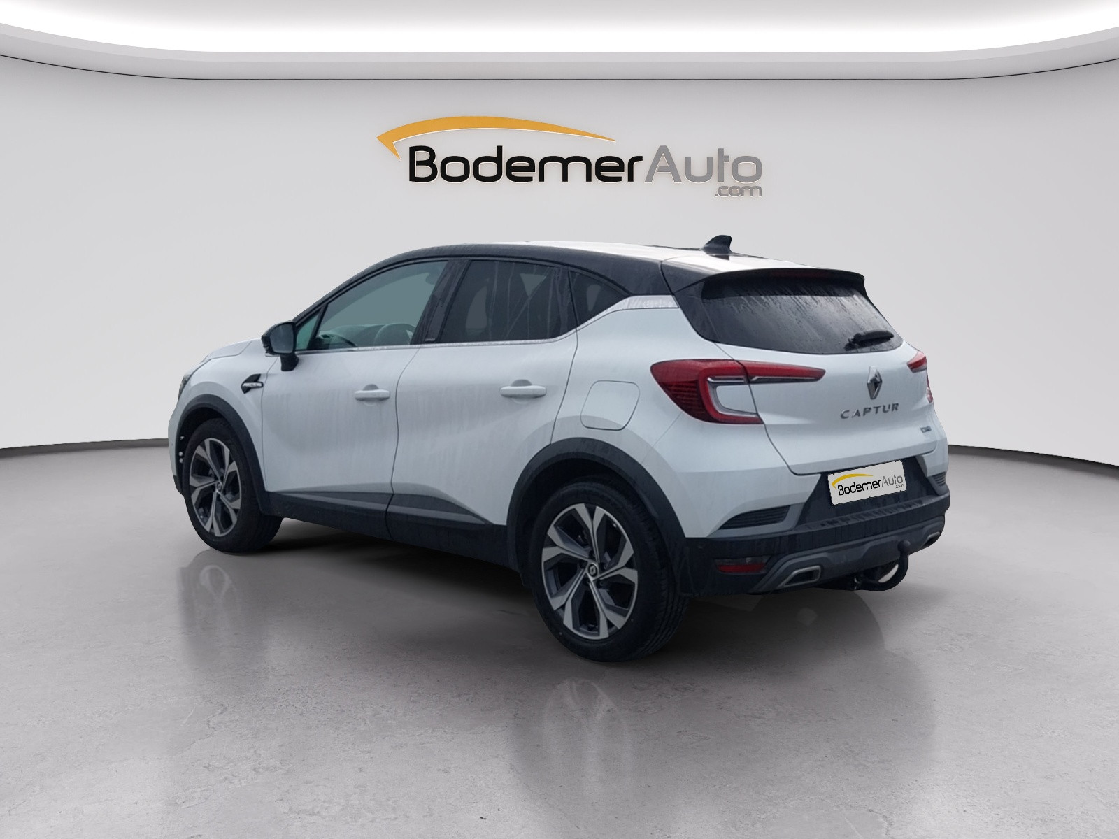 Vente en ligne Renault Captur  E-Tech Plug-in 160 - 21B au prix de 18 990 €