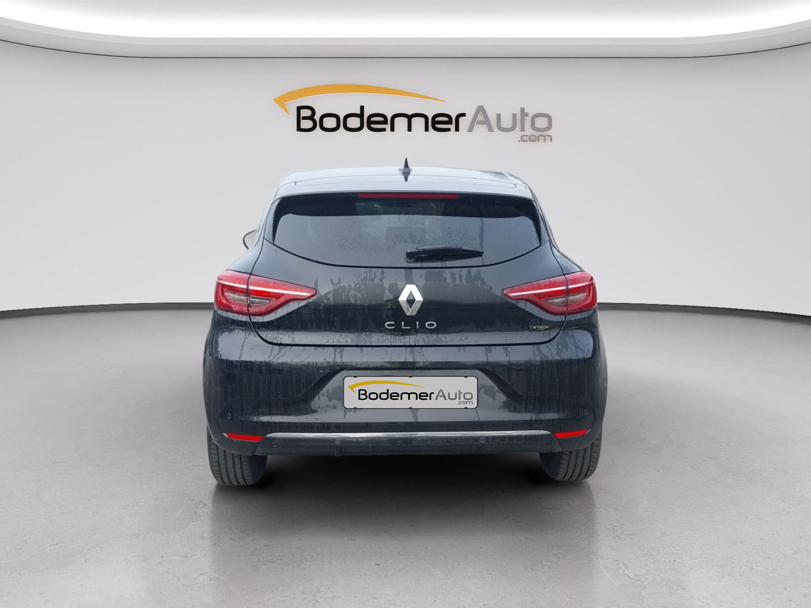 Vente en ligne Renault Clio 5 Clio E-Tech full hybrid 145 au prix de 17 390 €