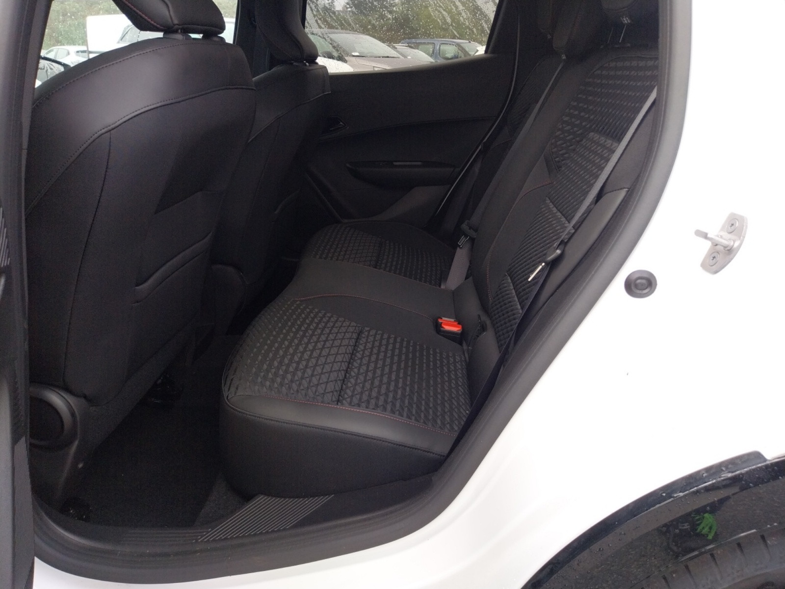 Vente en ligne Renault Clio 6 Clio E-Tech full hybrid 160 ch au prix de 25 990 €