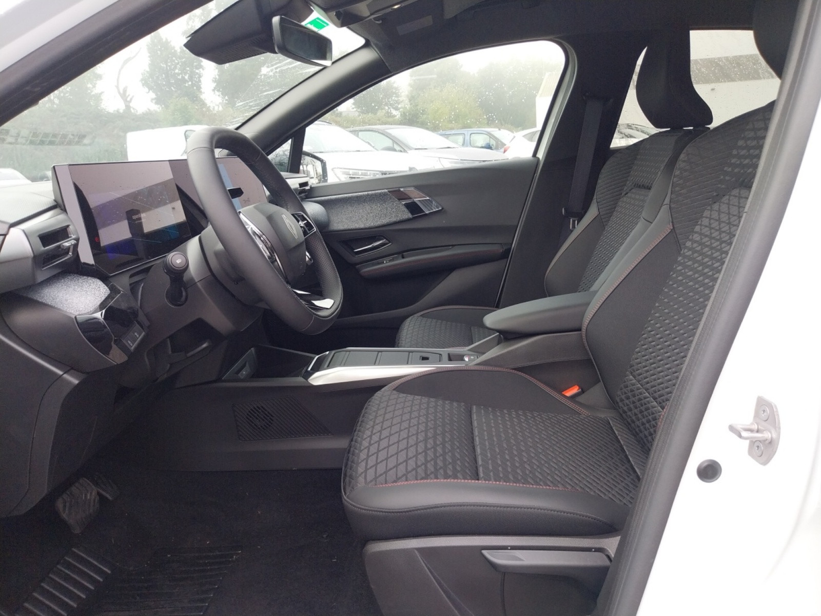 Vente en ligne Renault Clio 6 Clio E-Tech full hybrid 160 ch au prix de 25 990 €