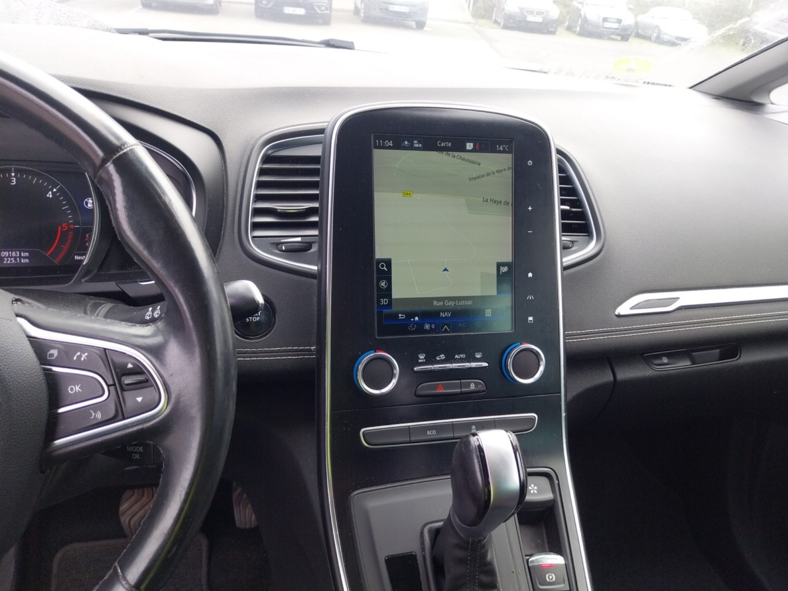 Vente en ligne Renault Scenic 4 Scenic Blue dCi 120 EDC au prix de 14 990 €