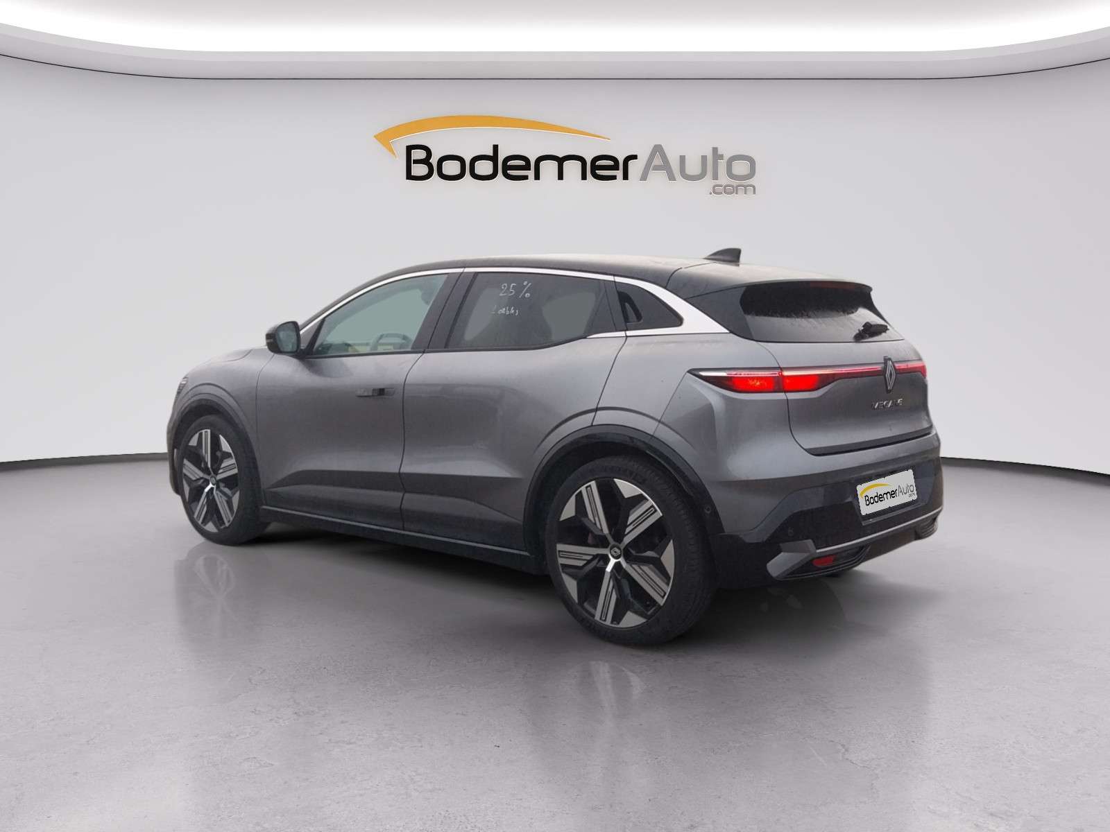 Vente en ligne Renault Megane E-Tech  EV60 220 ch super charge au prix de 25 990 €