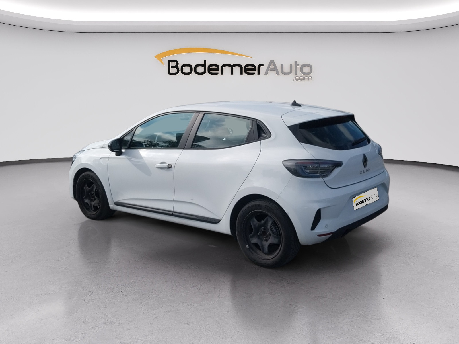 Vente en ligne Renault Clio 5 Clio SCe 65 au prix de 12 990 €