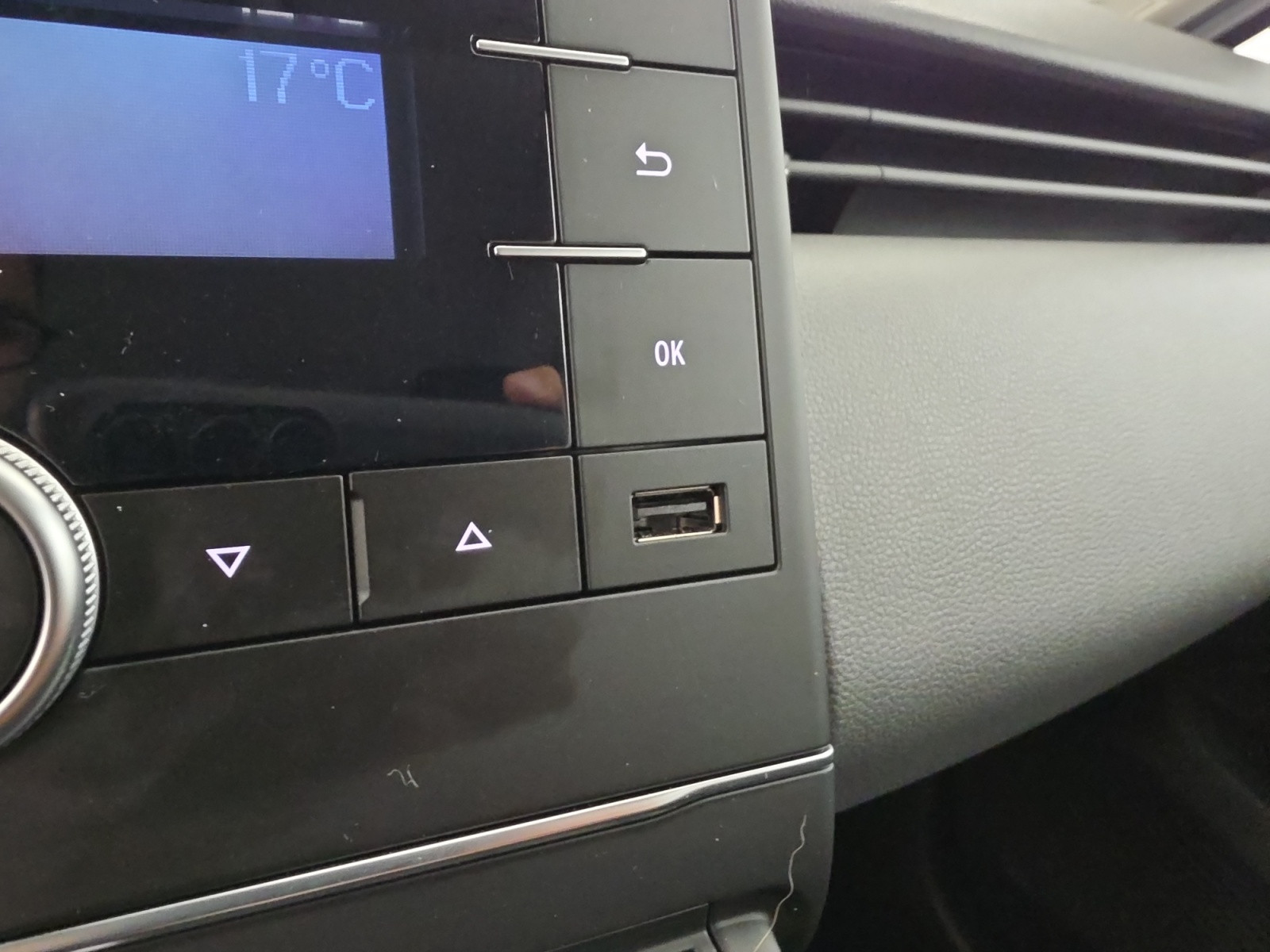Vente en ligne Renault Clio 5 Clio SCe 65 au prix de 12 490 €