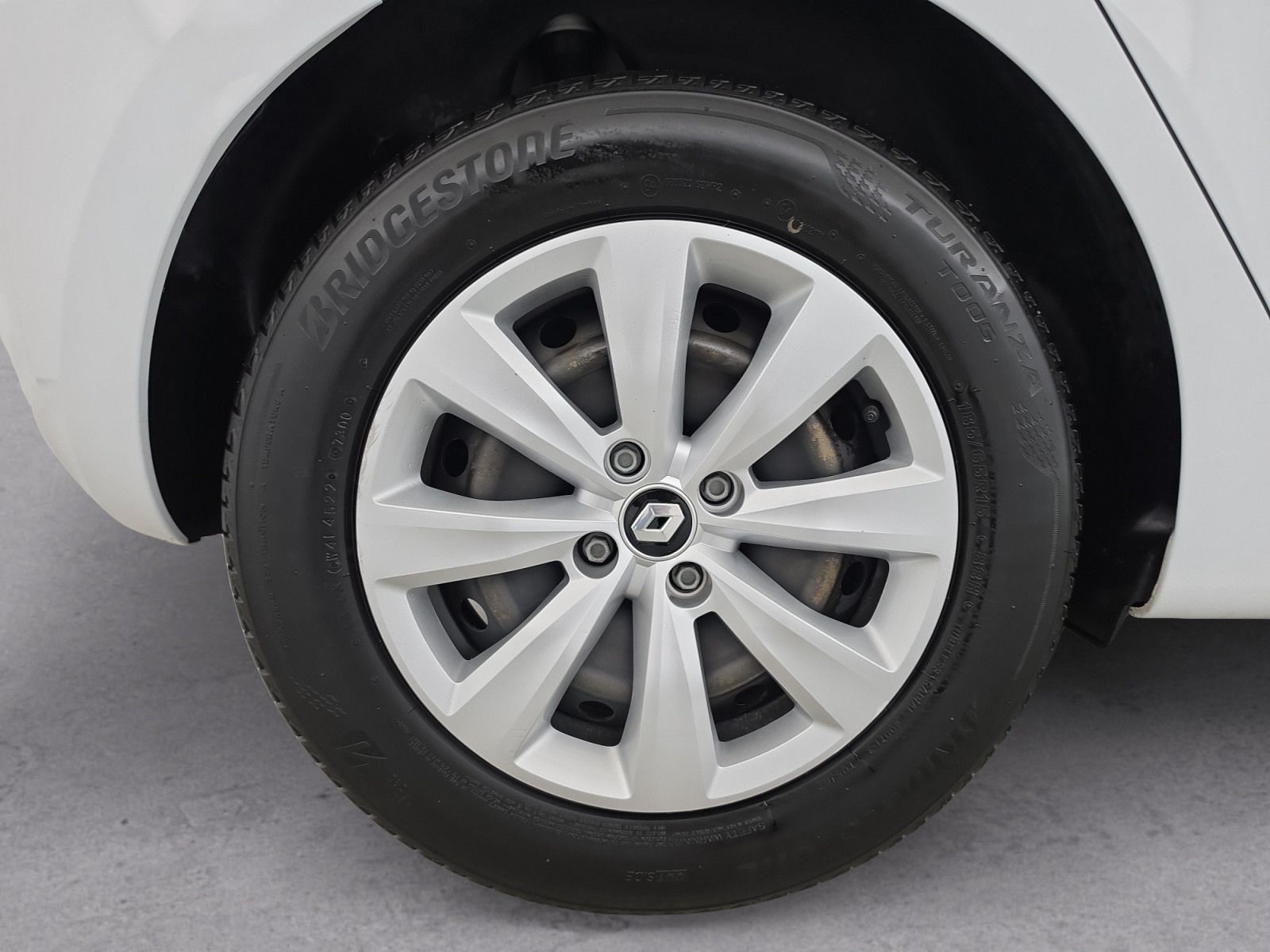 Vente en ligne Renault Clio 5 Clio SCe 65 au prix de 12 490 €