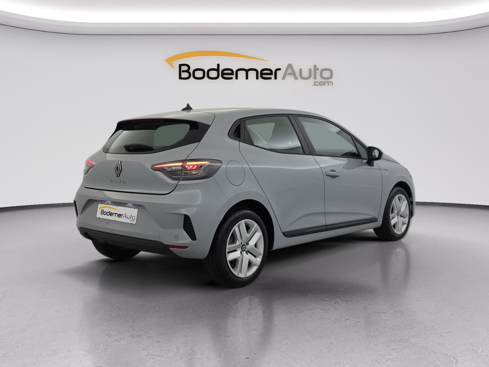 Vente en ligne Renault Clio 5 Clio Blue dCi 100 ch GSR2 au prix de 16 790 €