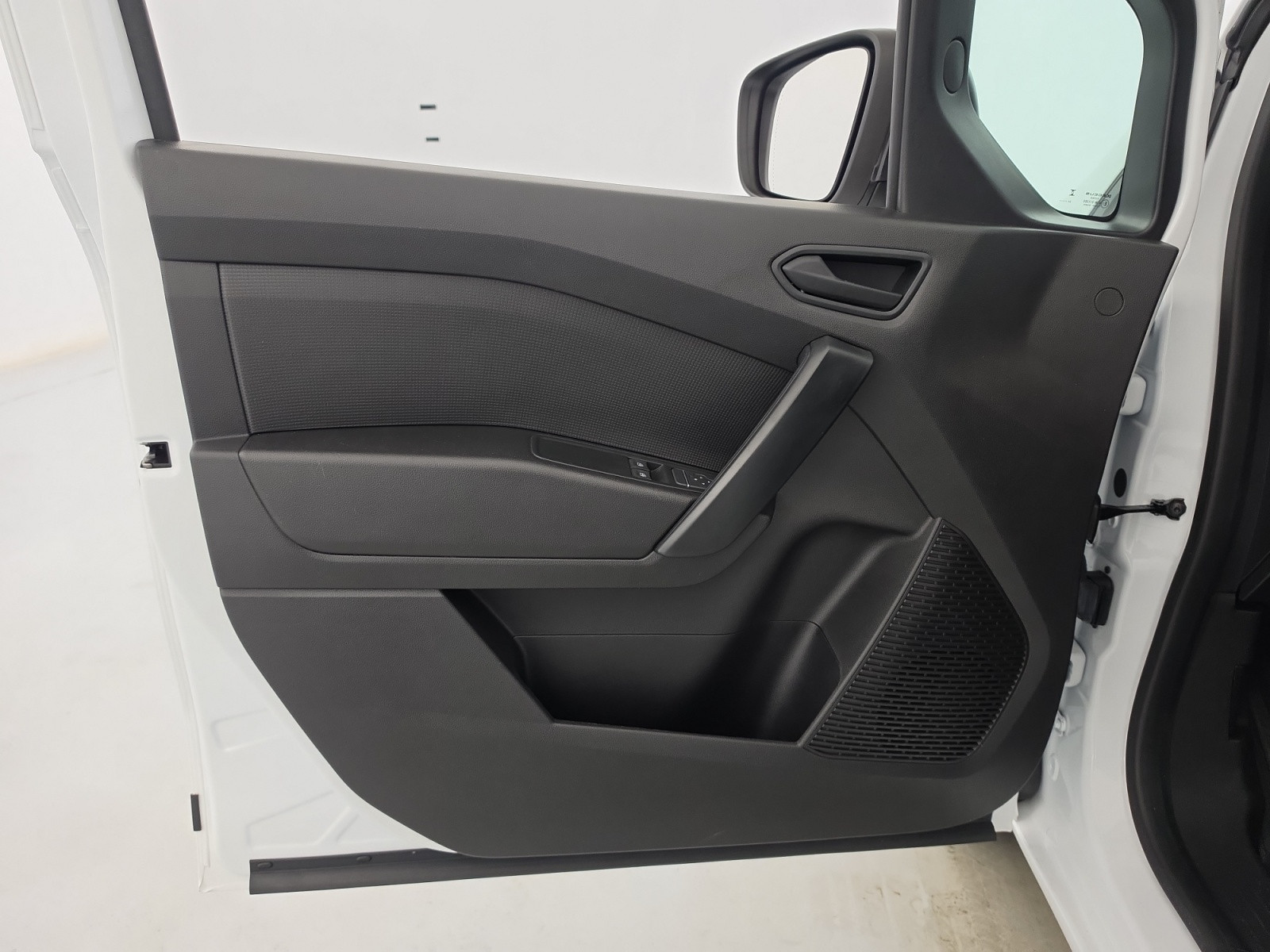 Vente en ligne Renault Kangoo Van  TOLE L1 BLUE DCI 75 GSR2 au prix de 17 490 €