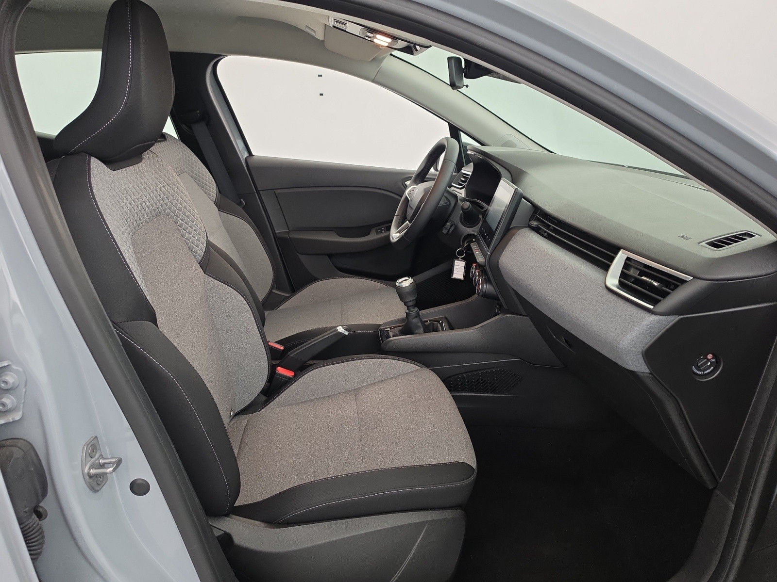 Vente en ligne Renault Clio 5 Clio Blue dCi 100 ch GSR2 au prix de 16 790 €