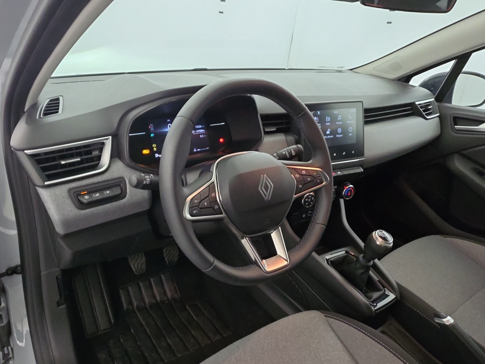 Vente en ligne Renault Clio 5 Clio Blue dCi 100 ch GSR2 au prix de 16 790 €