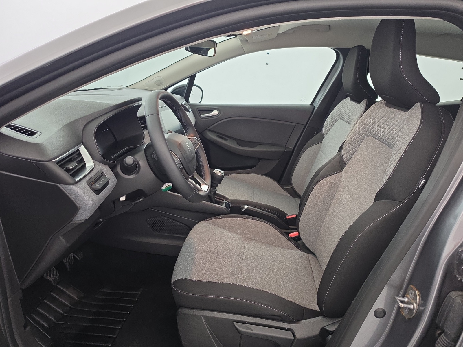 Vente en ligne Renault Clio 5 Clio Blue dCi 100 ch GSR2 au prix de 16 490 €