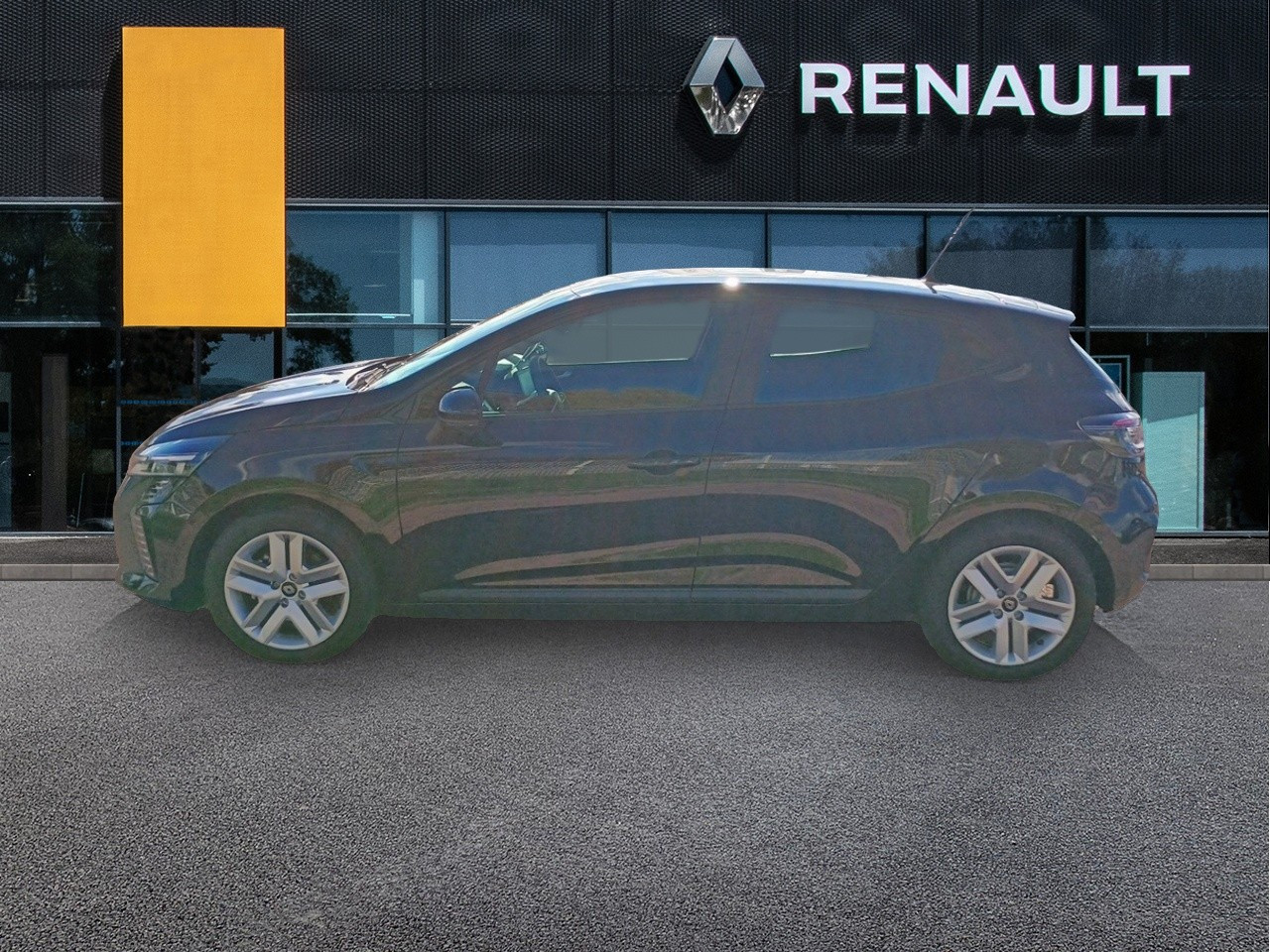 Vente en ligne Renault Clio 5 Clio E-Tech full hybrid 145 ch GSR2 au prix de 18 990 €
