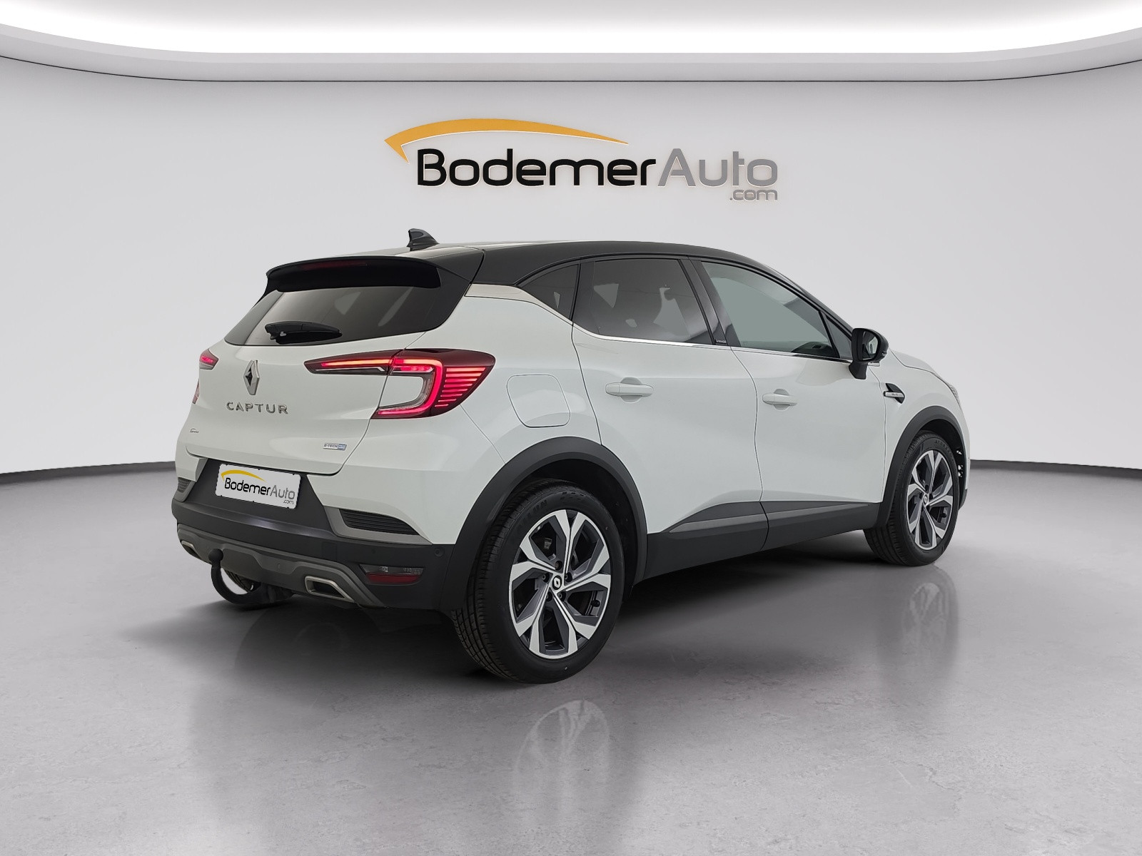 Vente en ligne Renault Captur  E-Tech Plug-in 160 - 21B au prix de 18 990 €