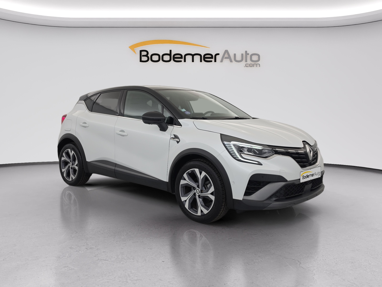 Vente en ligne Renault Captur  E-Tech Plug-in 160 - 21B au prix de 18 990 €