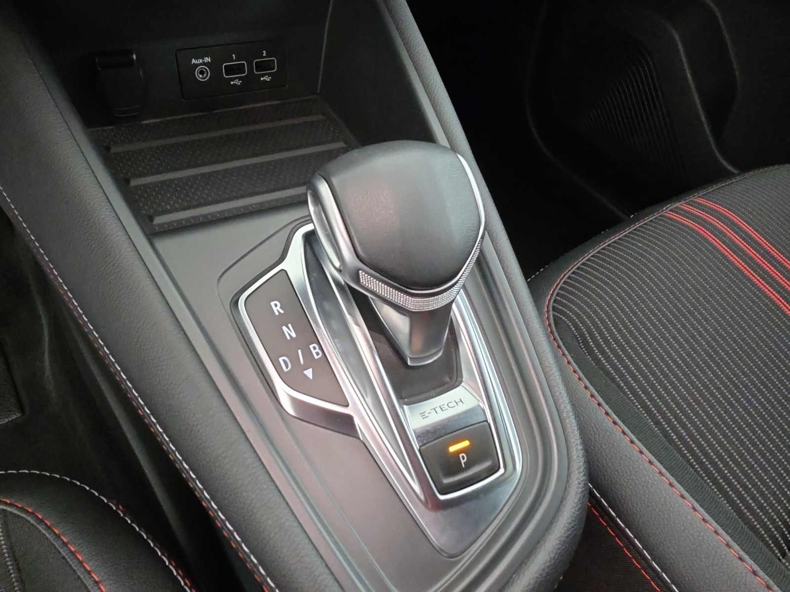 Vente en ligne Renault Captur  E-Tech Plug-in 160 - 21B au prix de 18 990 €