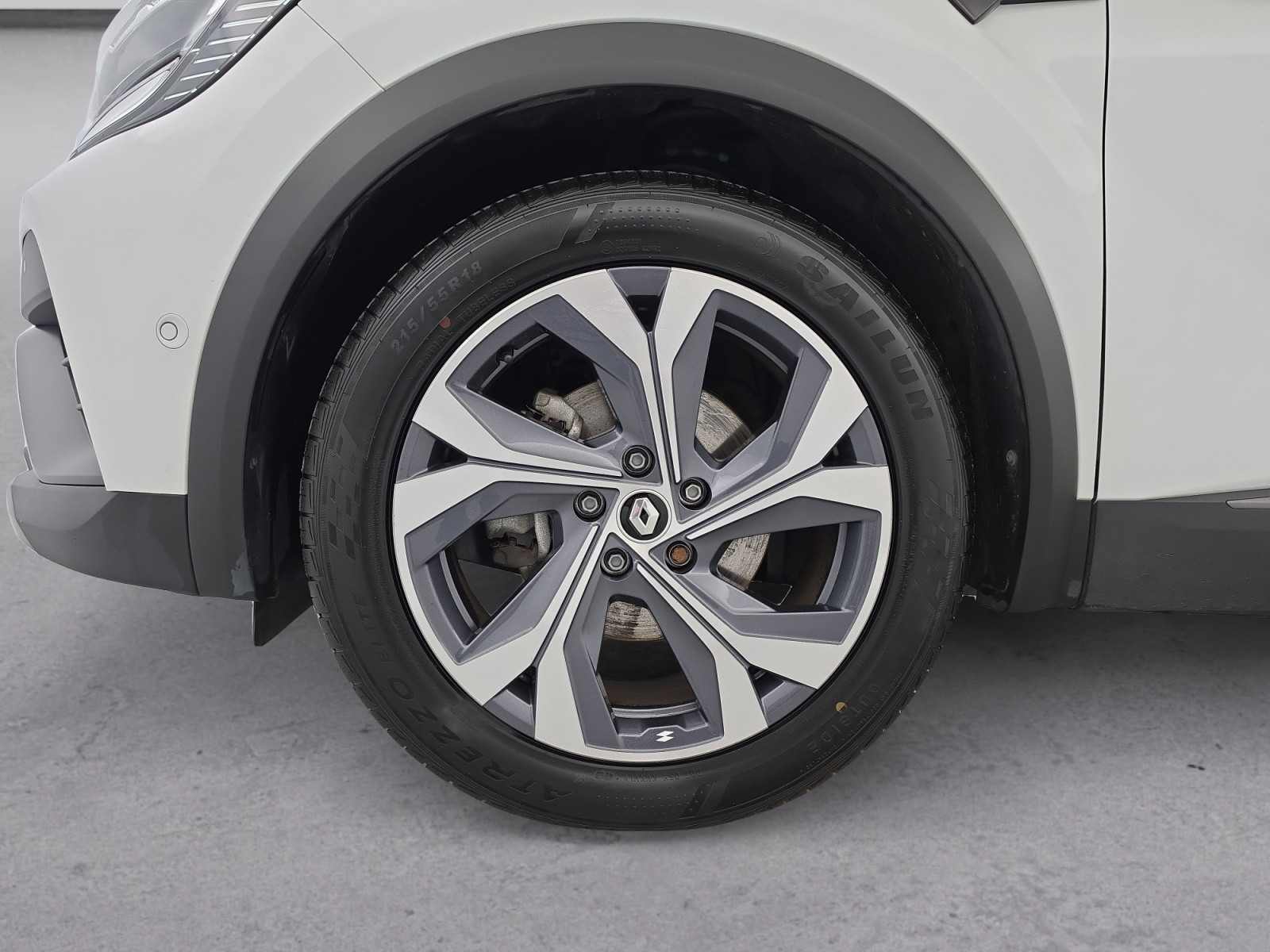Vente en ligne Renault Captur  E-Tech Plug-in 160 - 21B au prix de 18 990 €