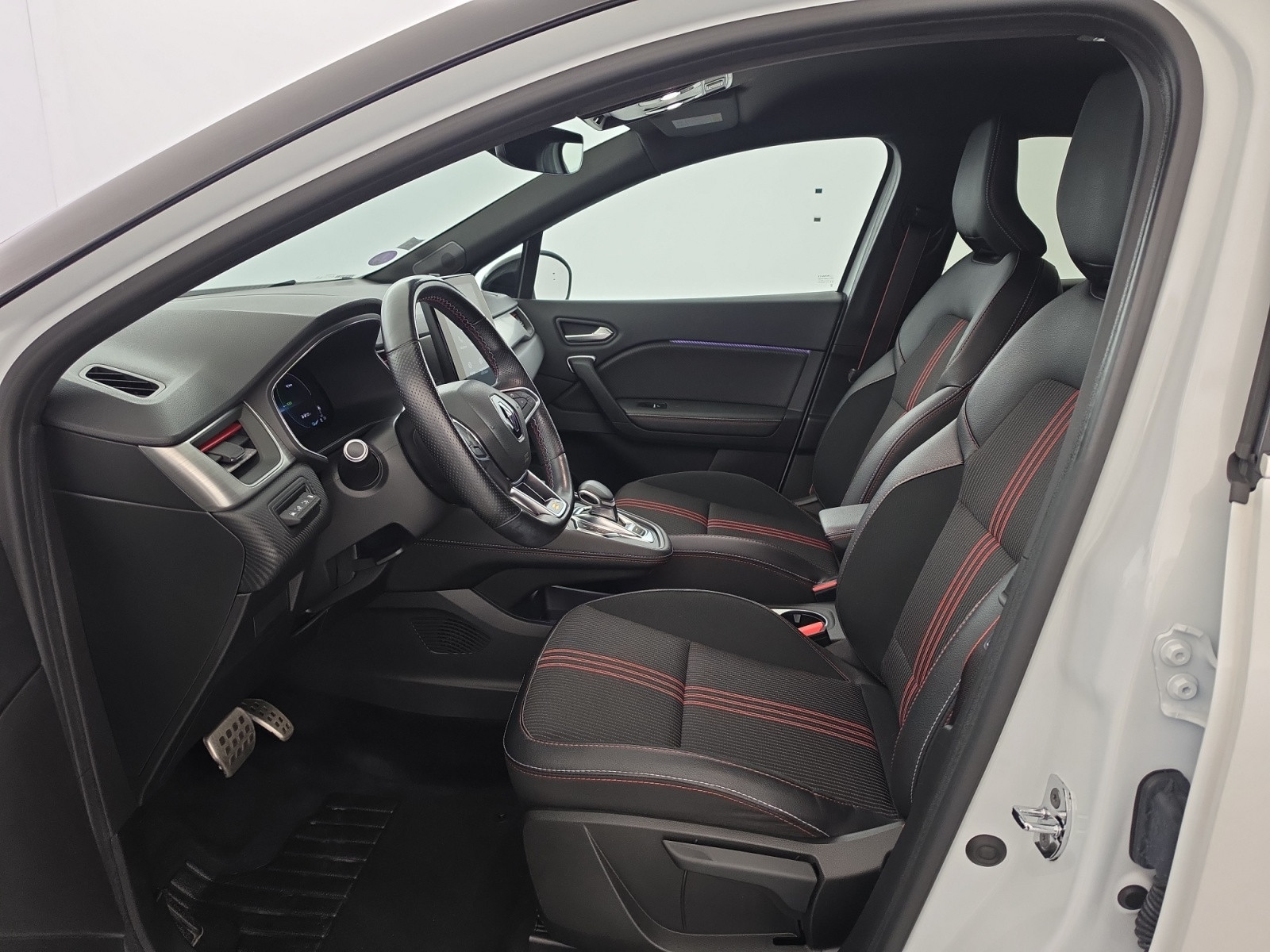 Vente en ligne Renault Captur  E-Tech Plug-in 160 - 21B au prix de 18 990 €