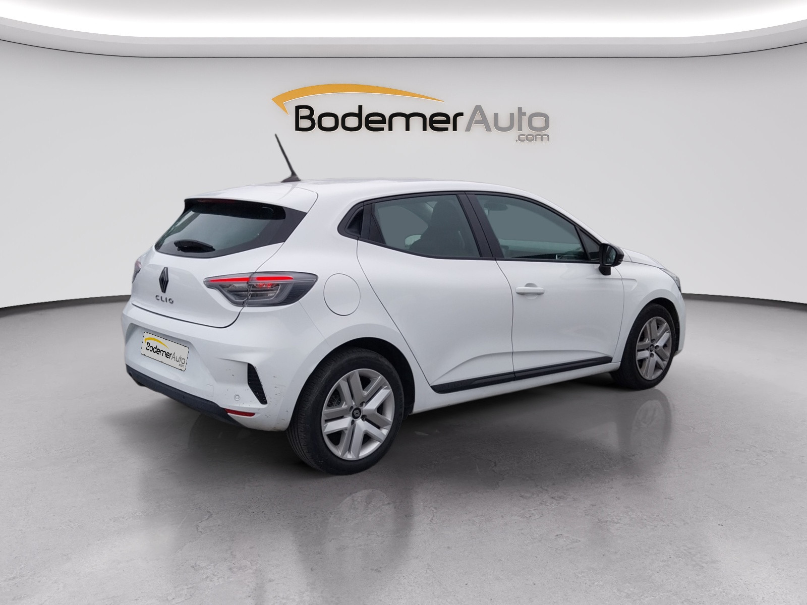 Vente en ligne Renault Clio 5 CLIO SOCIETE TCE 90 au prix de 12 990 €