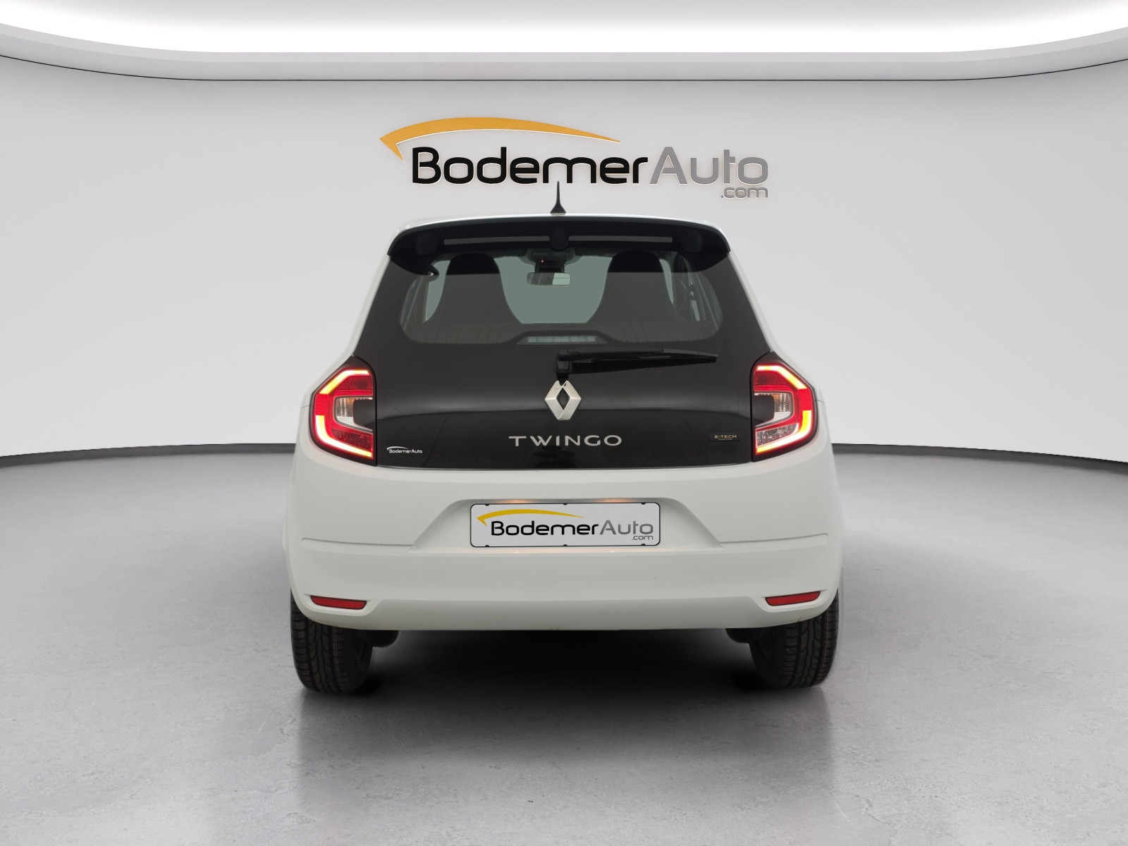Vente en ligne Renault Twingo Electrique Twingo III E-Tech au prix de 11 490 €