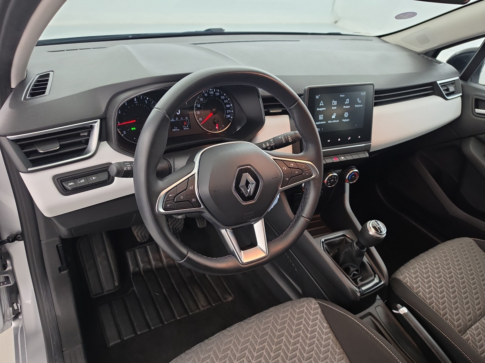 Vente en ligne Renault Clio 5 Clio SCe 65 au prix de 12 990 €