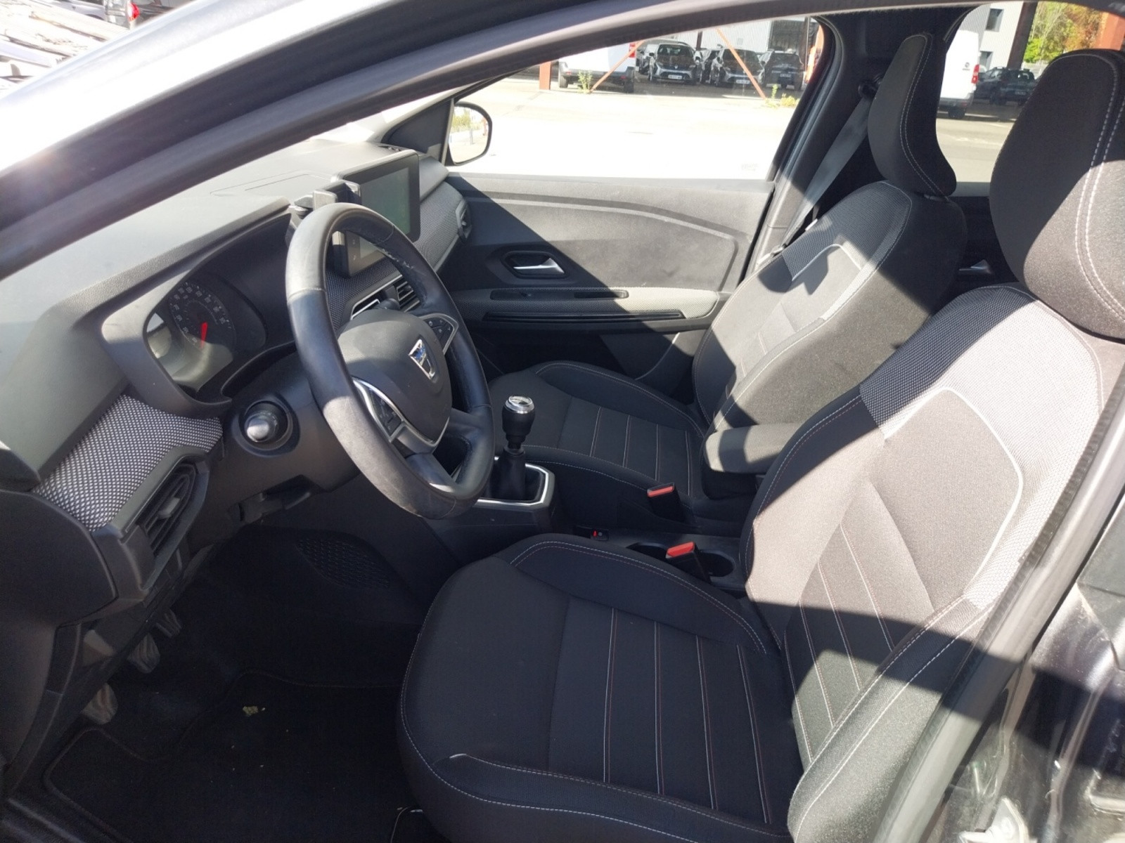 Vente en ligne Dacia Jogger  ECO-G 100 7 places au prix de 17 990 €