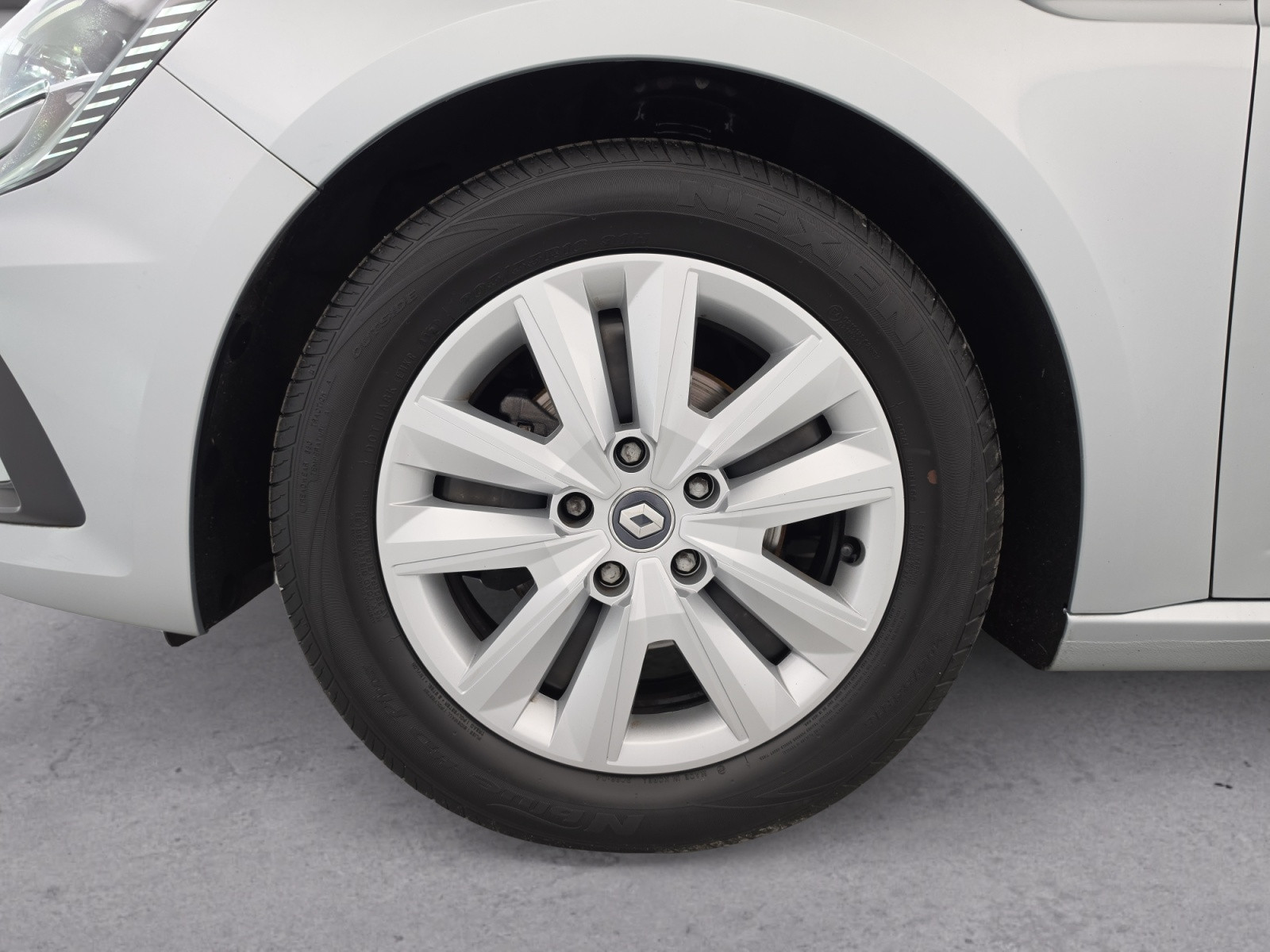 Vente en ligne Renault Megane 4 Mégane IV Berline Blue dCi 115 - 21B au prix de 14 990 €
