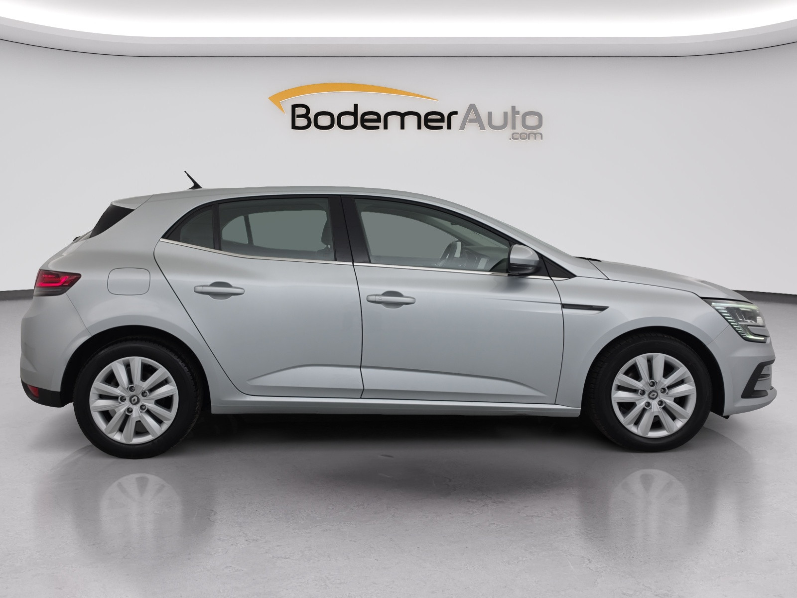 Vente en ligne Renault Megane 4 Mégane IV Berline Blue dCi 115 - 21B au prix de 14 990 €