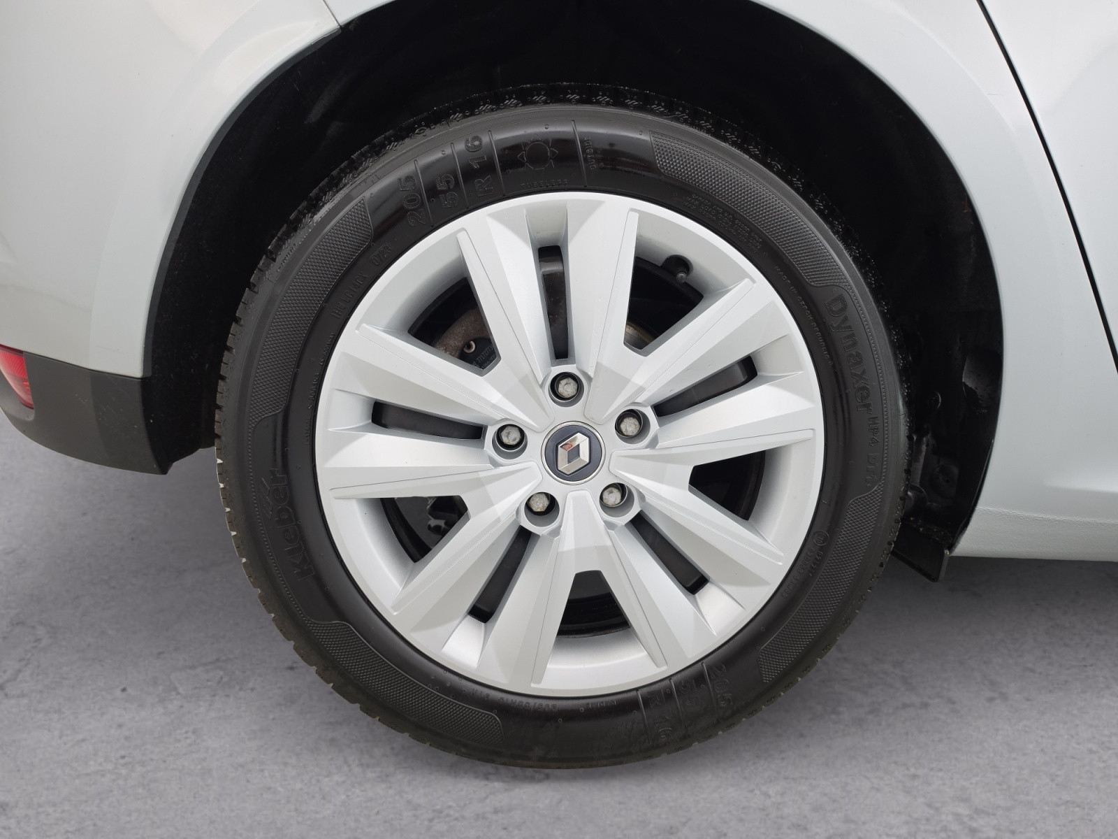 Vente en ligne Renault Megane 4 Mégane IV Berline Blue dCi 115 - 21B au prix de 14 990 €