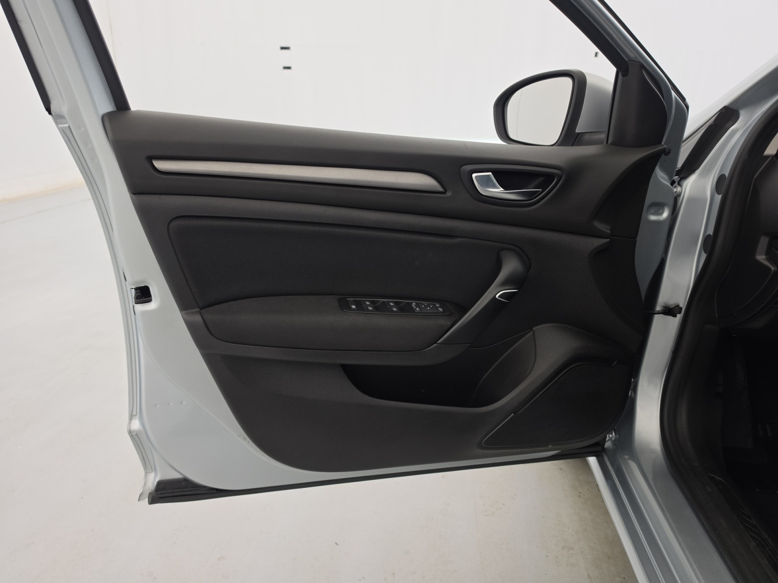 Vente en ligne Renault Megane 4 Mégane IV Berline Blue dCi 115 - 21B au prix de 14 990 €