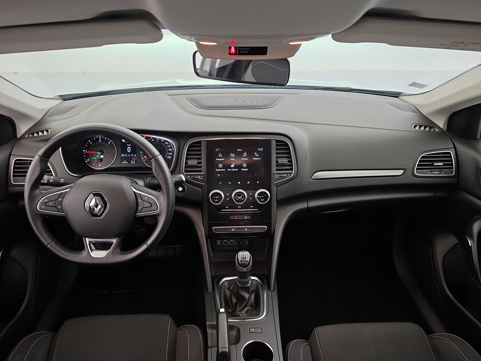 Vente en ligne Renault Megane 4 Mégane IV Berline Blue dCi 115 - 21B au prix de 14 990 €