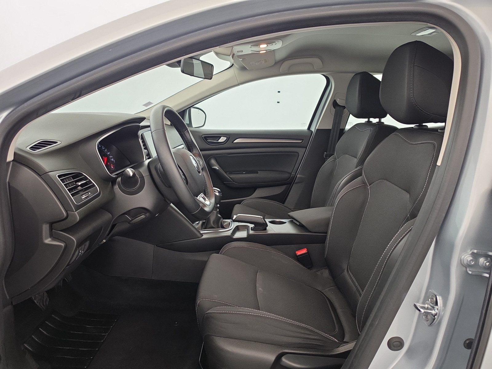 Vente en ligne Renault Megane 4 Mégane IV Berline Blue dCi 115 - 21B au prix de 14 990 €
