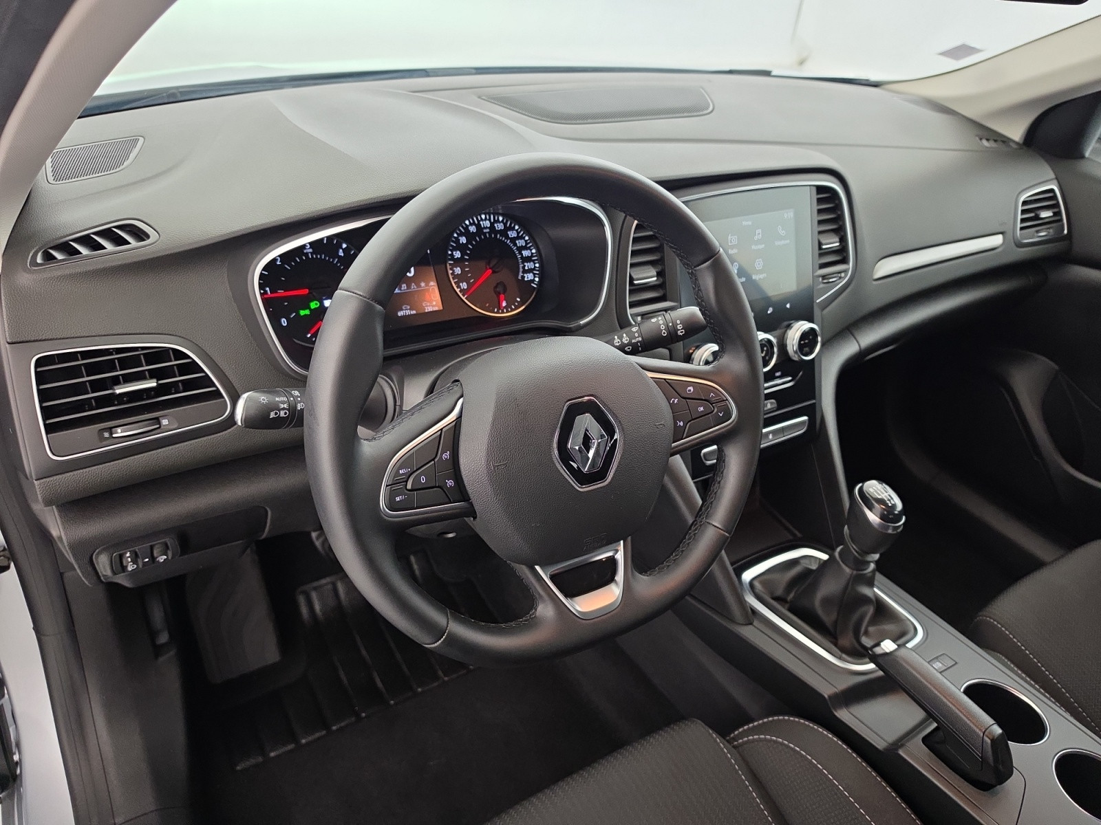 Vente en ligne Renault Megane 4 Mégane IV Berline Blue dCi 115 - 21B au prix de 14 990 €