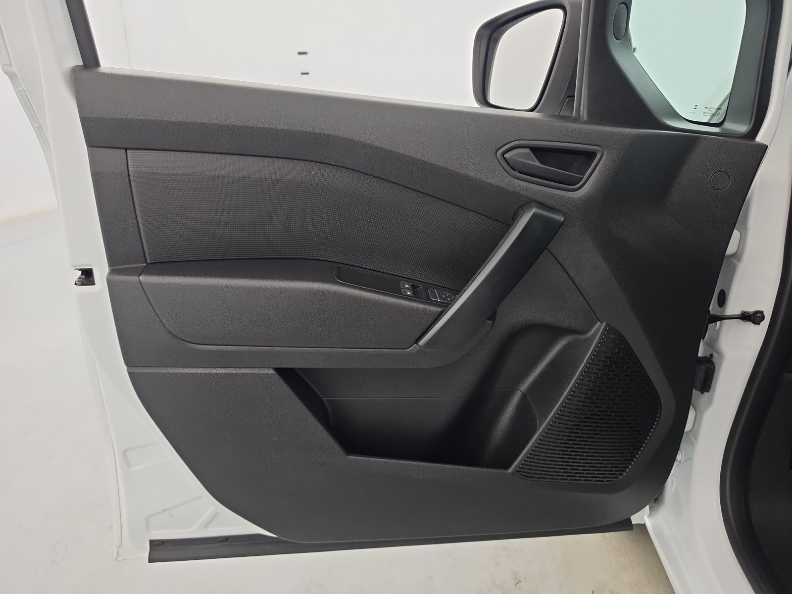 Vente en ligne Renault Kangoo Van  TOLE L1 BLUE DCI 75 GSR2 au prix de 16 990 €