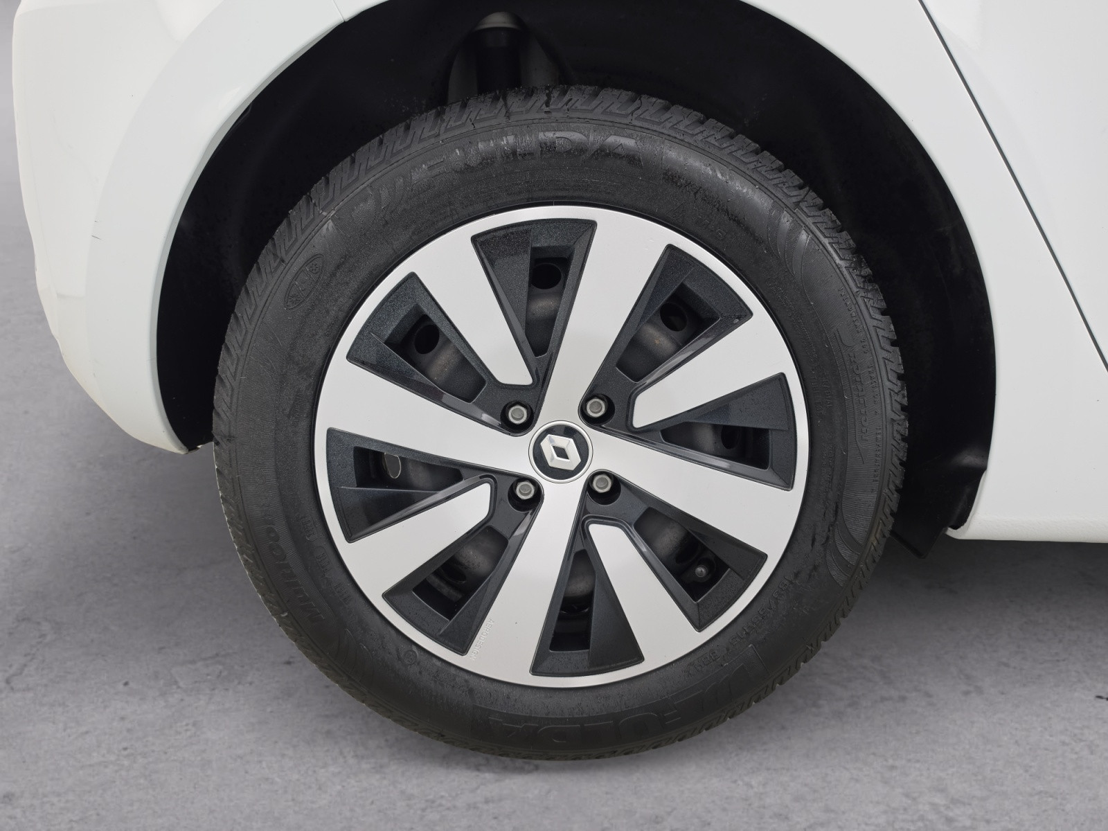 Vente en ligne Renault Clio 5 Clio TCe 90 au prix de 13 990 €