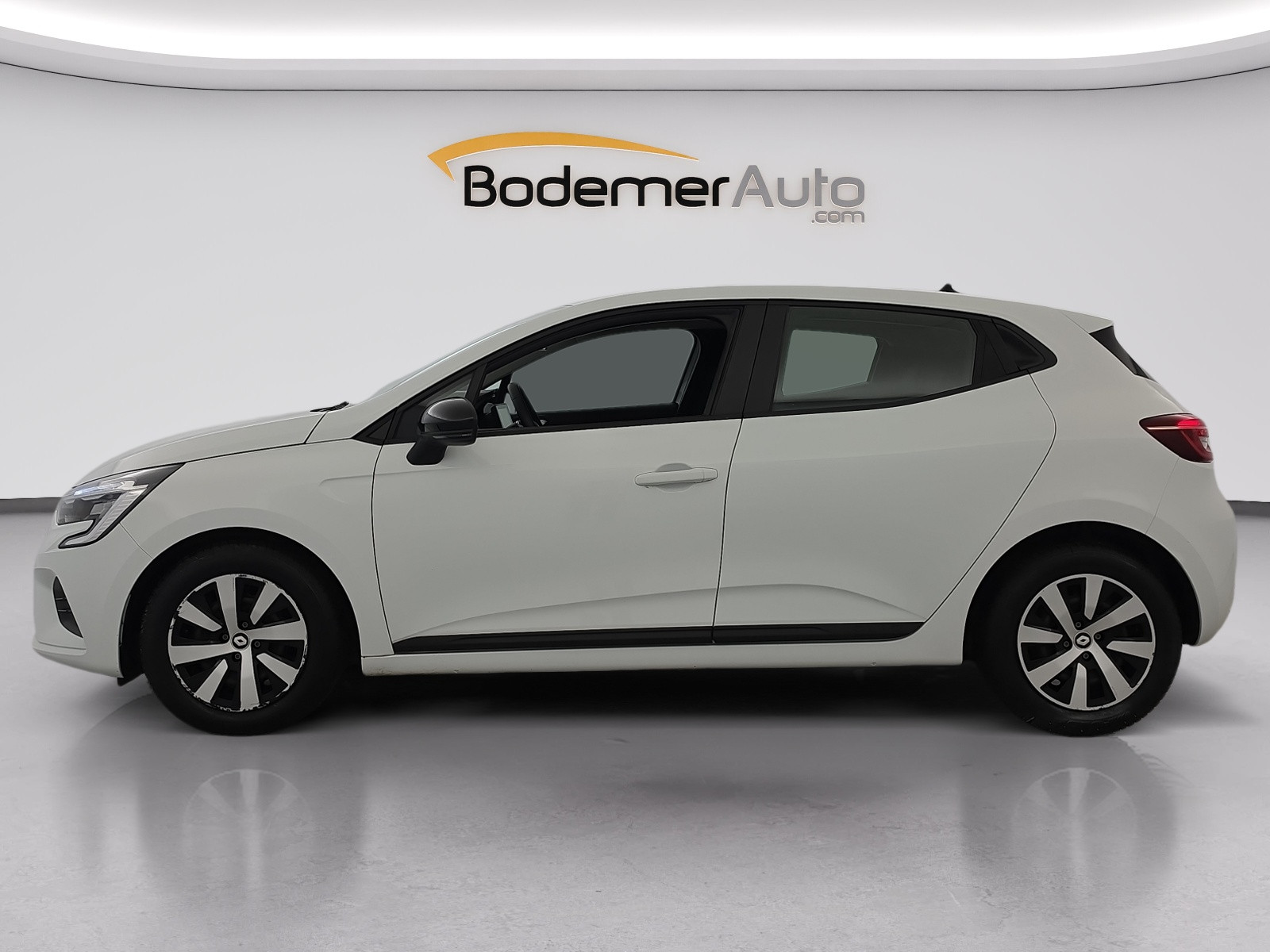 Vente en ligne Renault Clio 5 Clio TCe 90 au prix de 13 990 €