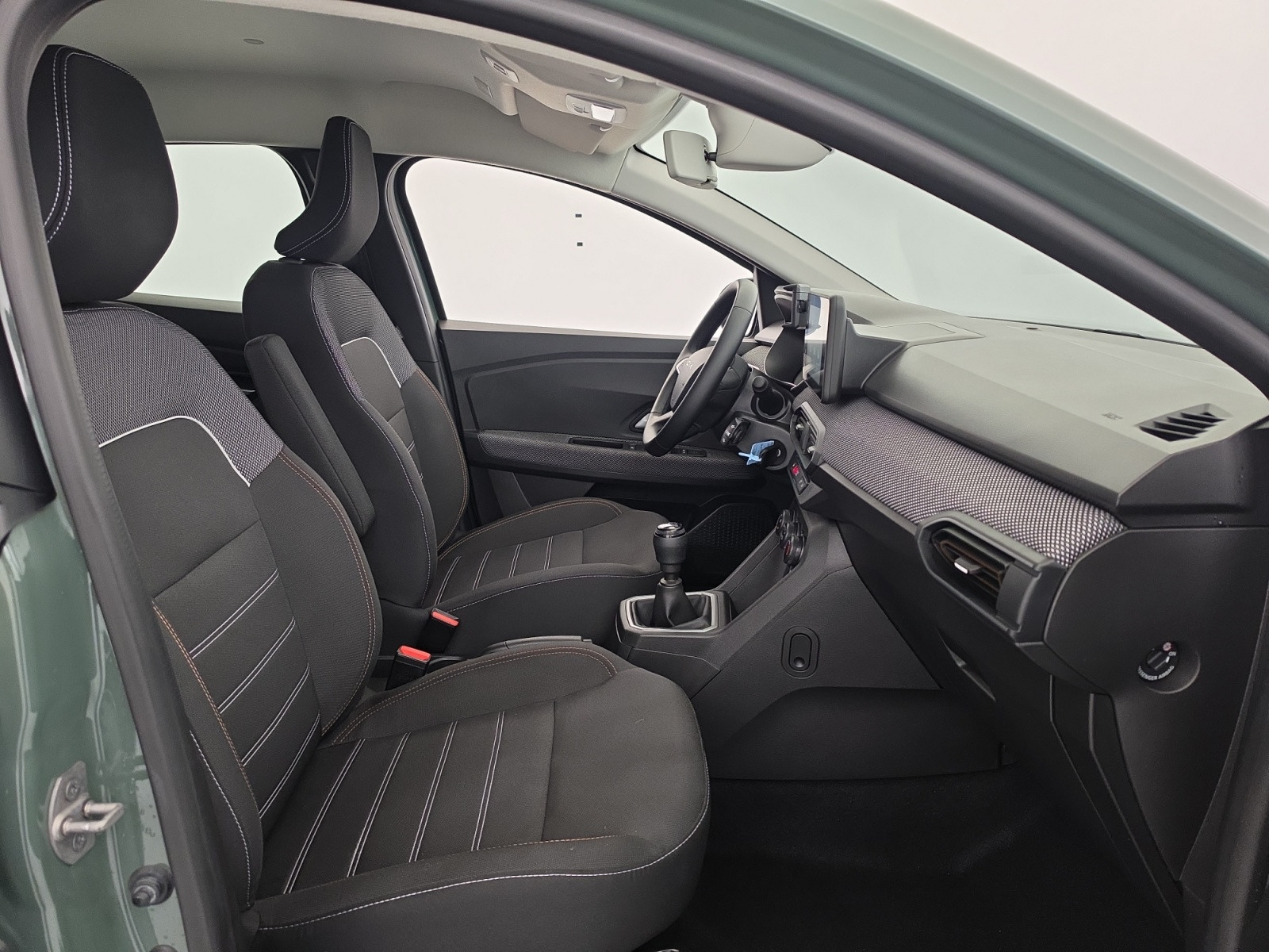 Vente en ligne Dacia Sandero  ECO-G 100 au prix de 15 990 €