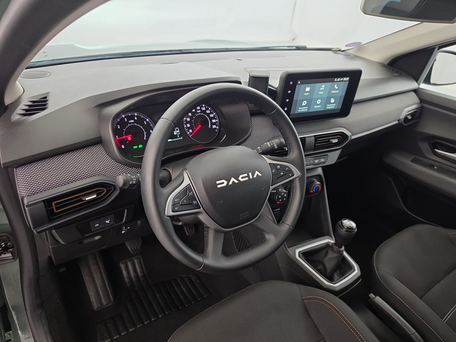Vente en ligne Dacia Sandero  ECO-G 100 au prix de 15 990 €
