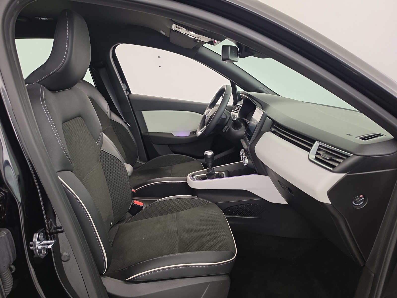 Vente en ligne Renault Clio 5 Clio Blue dCi 115 au prix de 13 990 €
