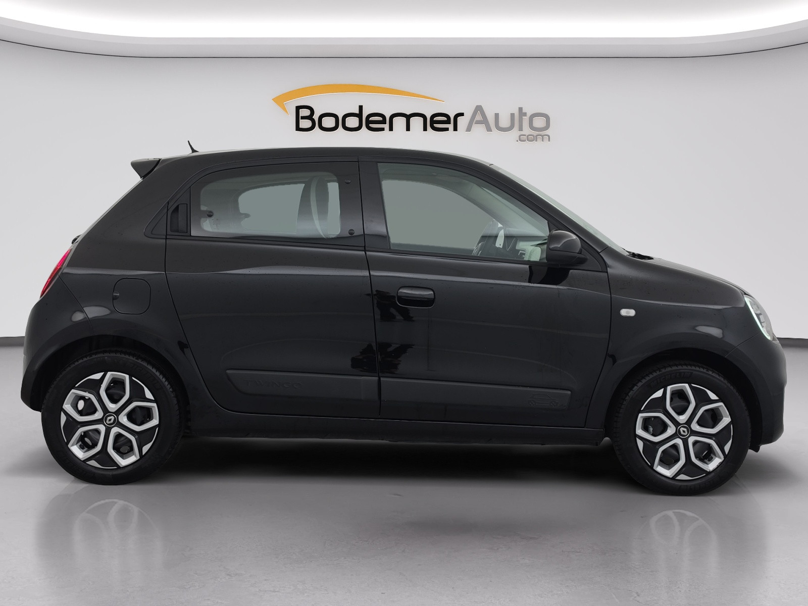 Vente en ligne Renault Twingo Electrique Twingo III E-Tech au prix de 14 990 €